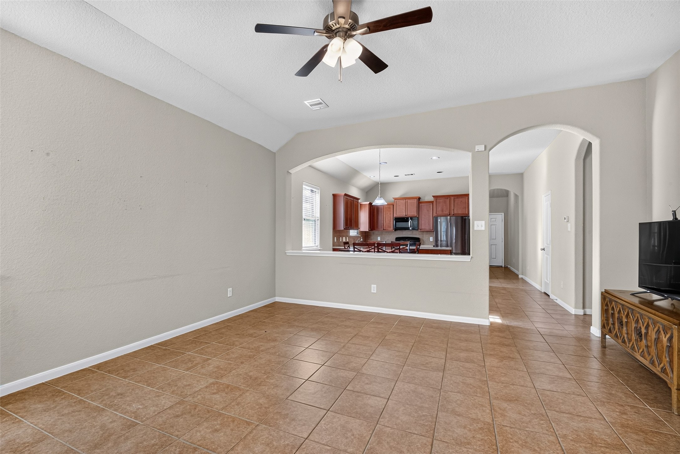 15723 Mountain Mist Trail Property Photo 13