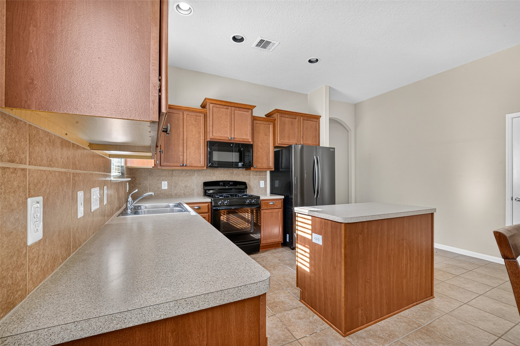 15723 Mountain Mist Trail Property Photo 18