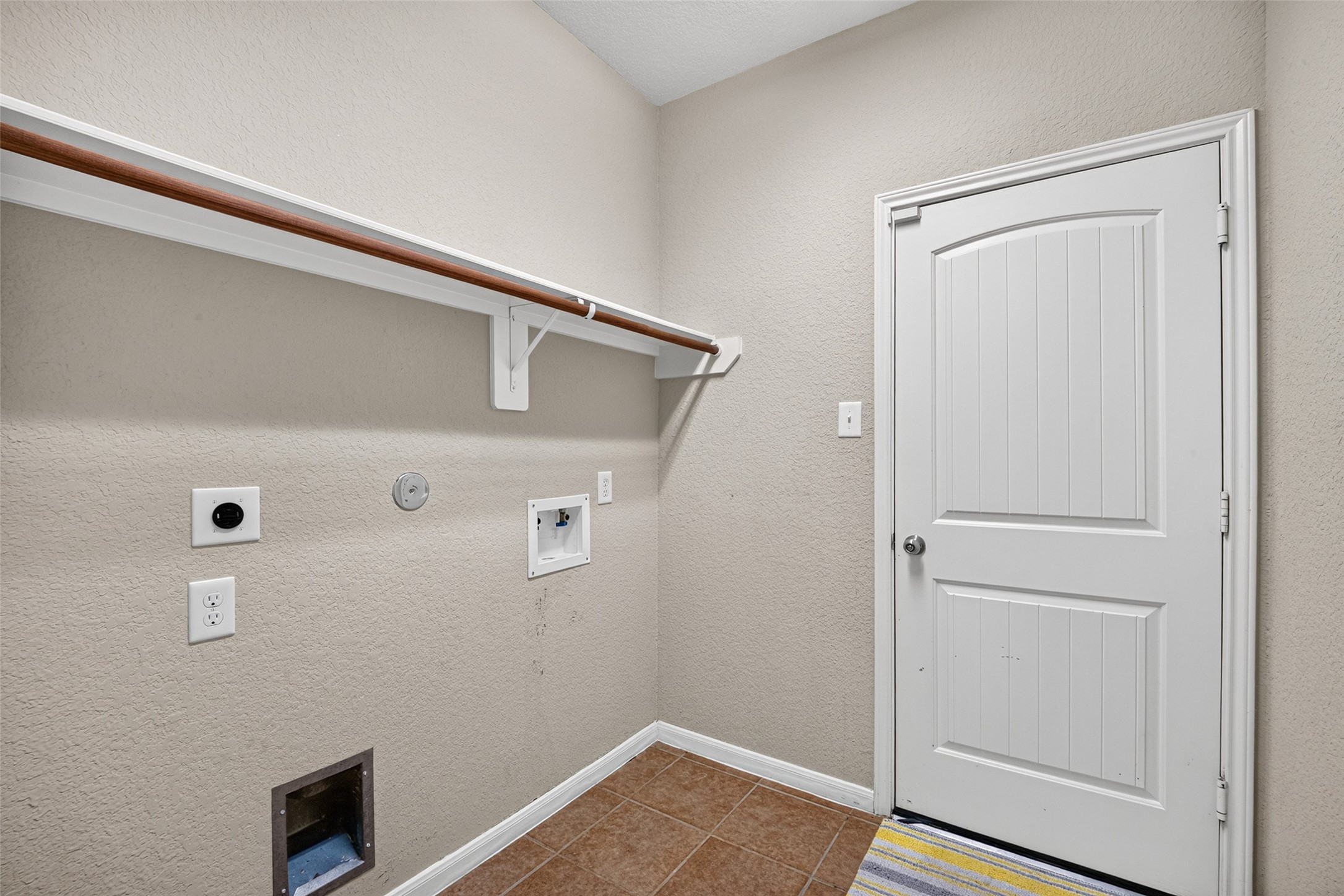 15723 Mountain Mist Trail Property Photo 25