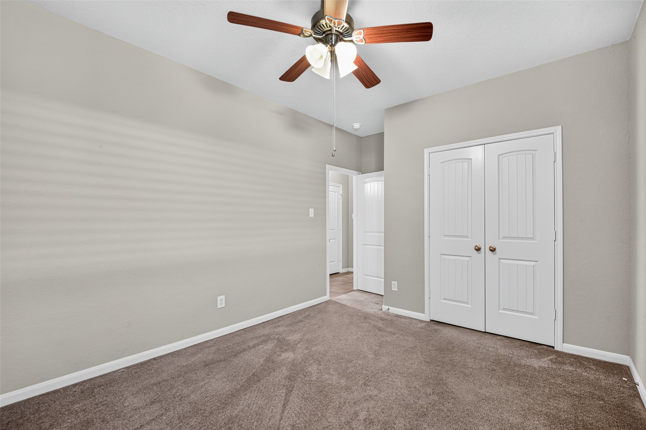 15723 Mountain Mist Trail Property Photo 29