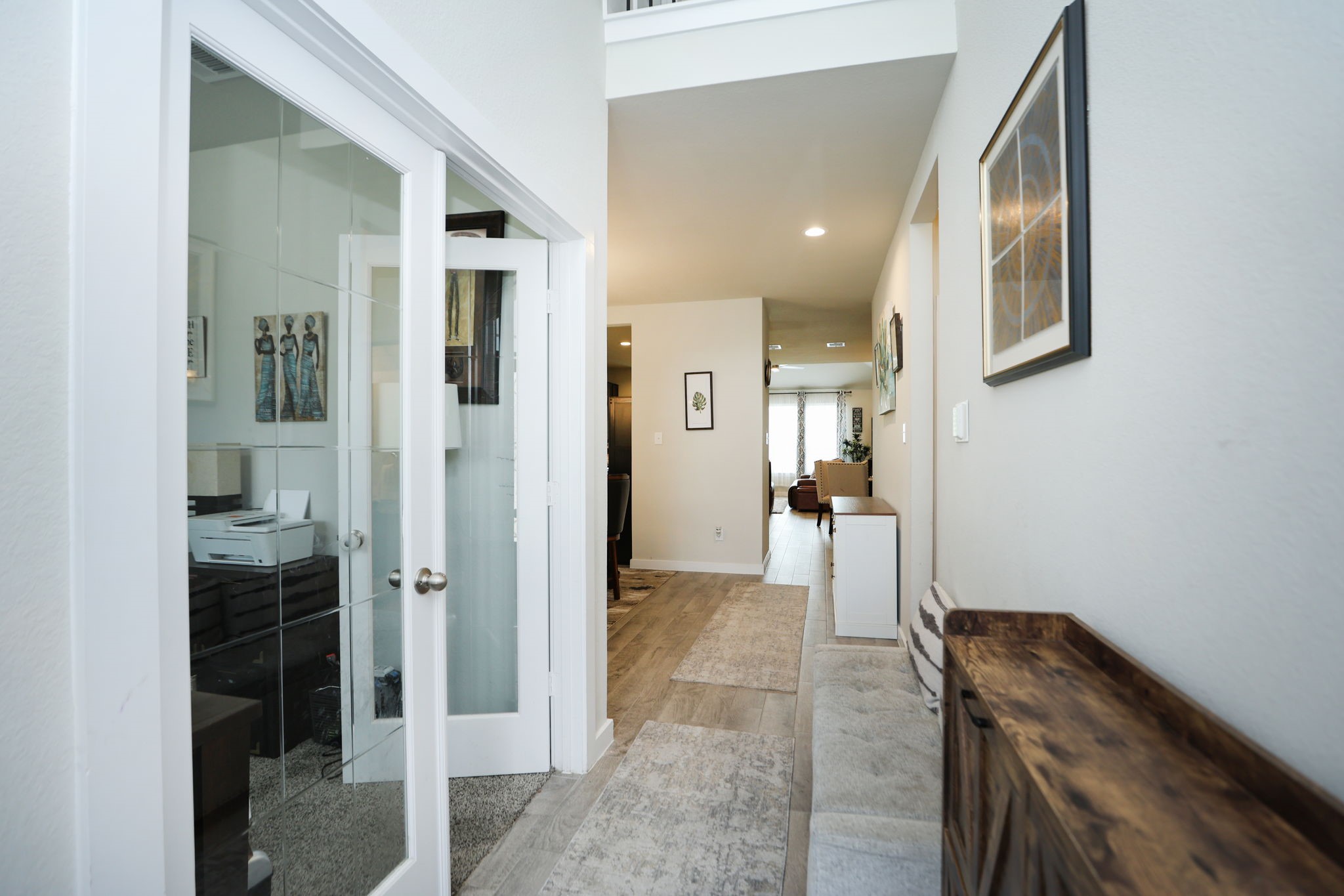 5511 Gothic Oak Drive Property Photo 3