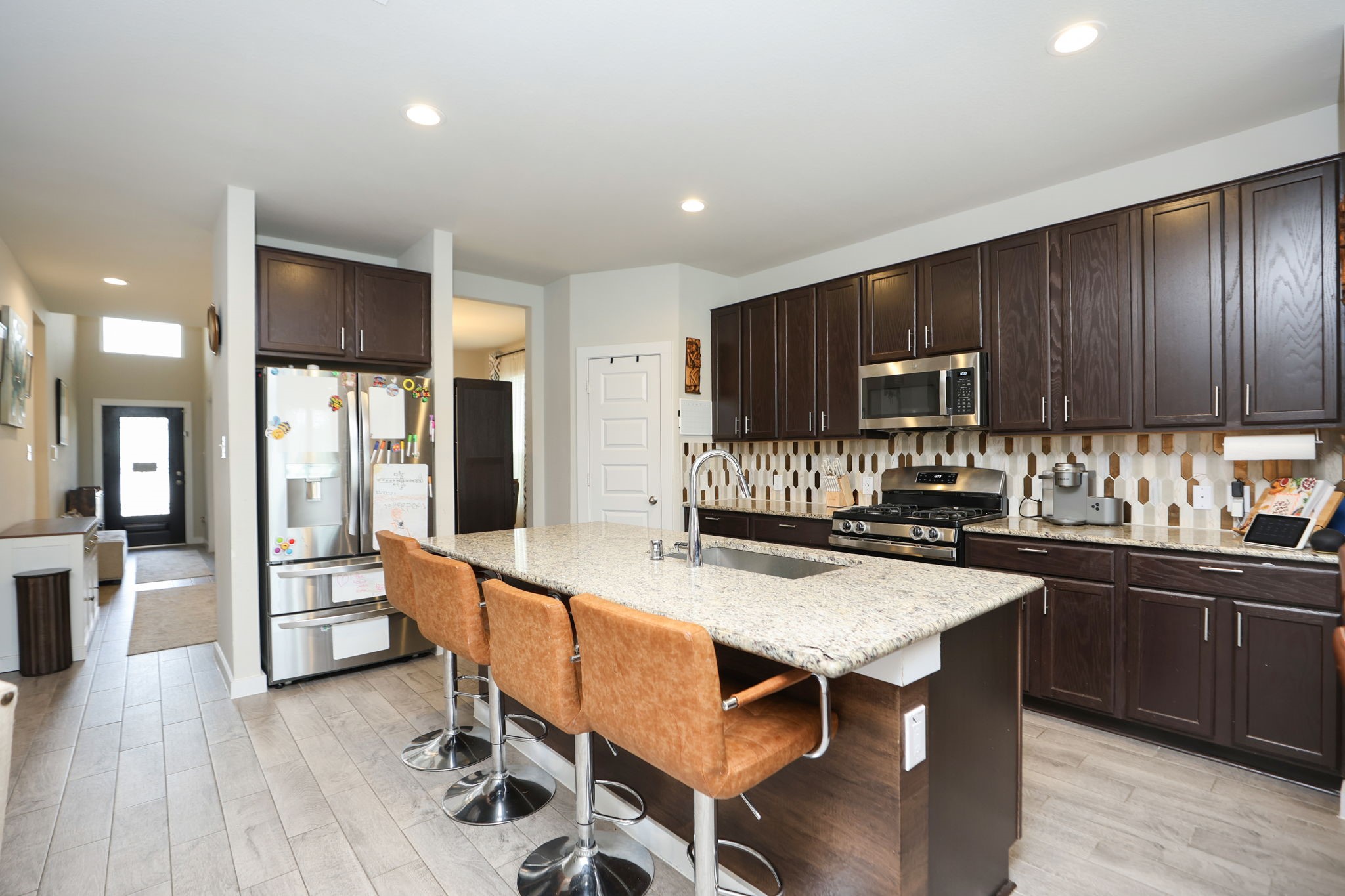 5511 Gothic Oak Drive Property Photo 5