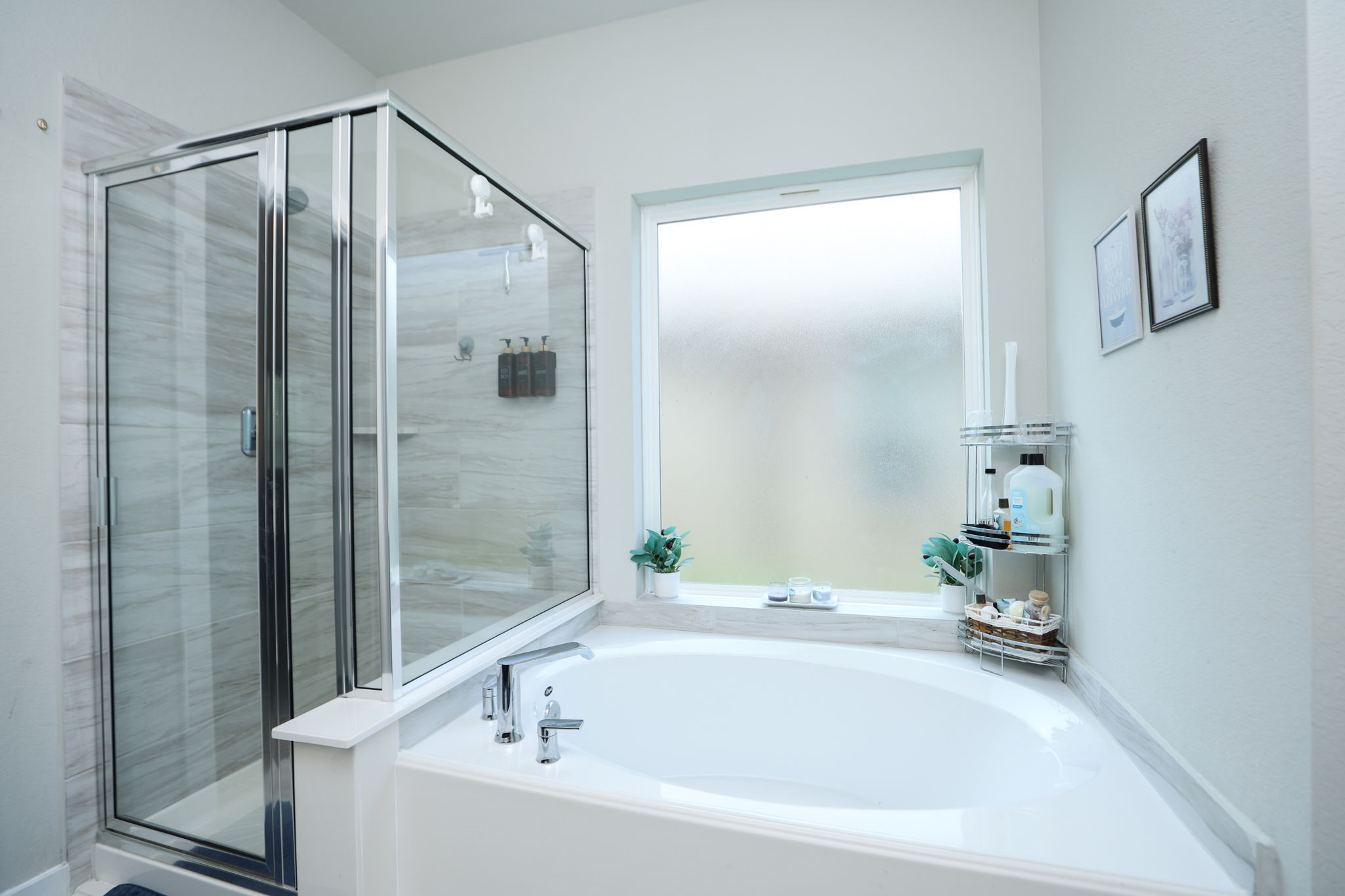 5511 Gothic Oak Drive Property Photo 10