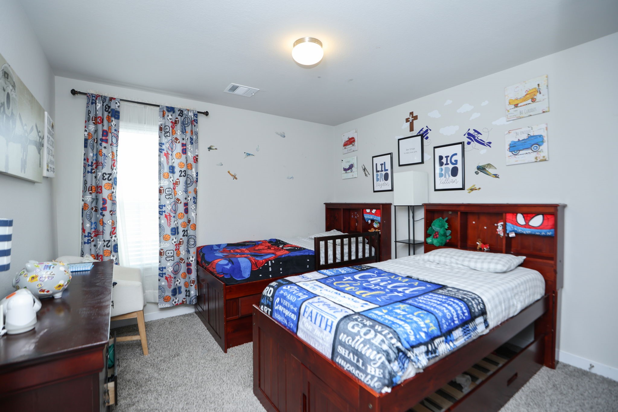 5511 Gothic Oak Drive Property Photo 18