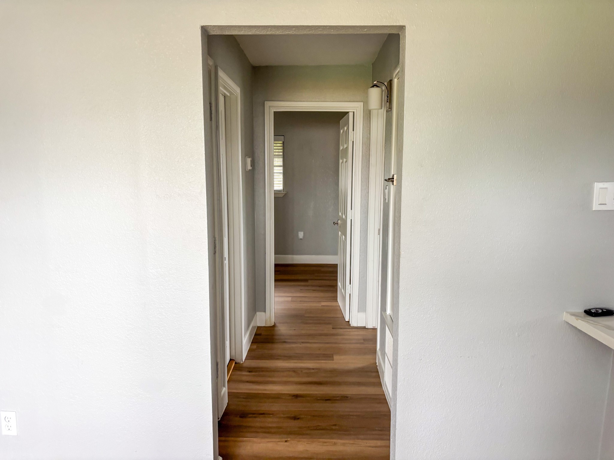 7826 Gladstone Street C Property Photo 6