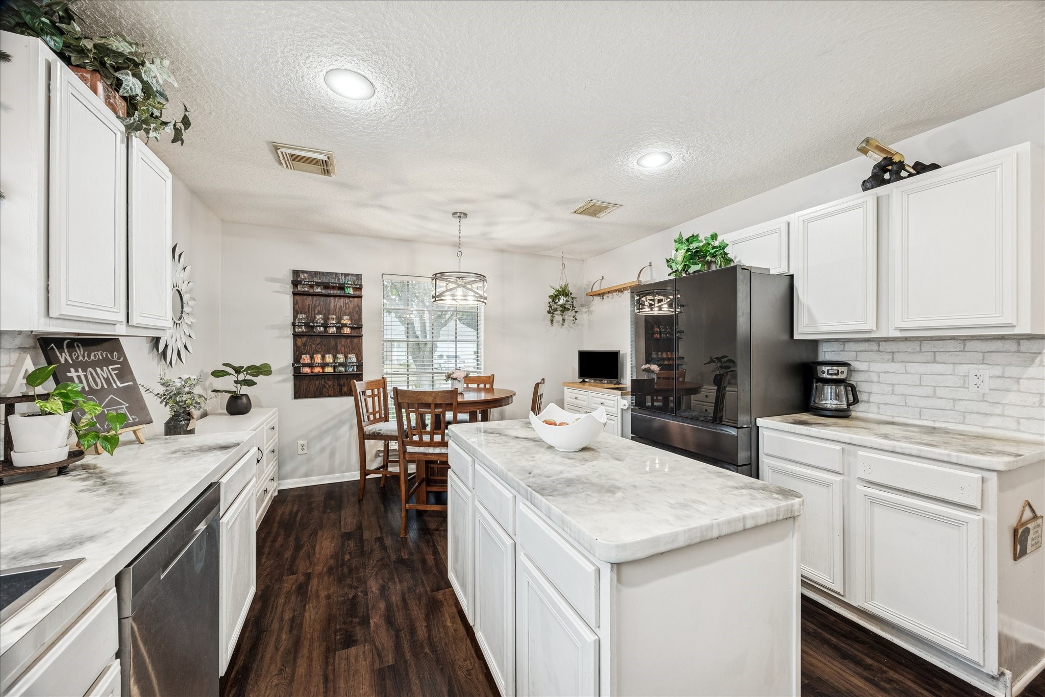 2702 Glendale Drive Property Photo 11