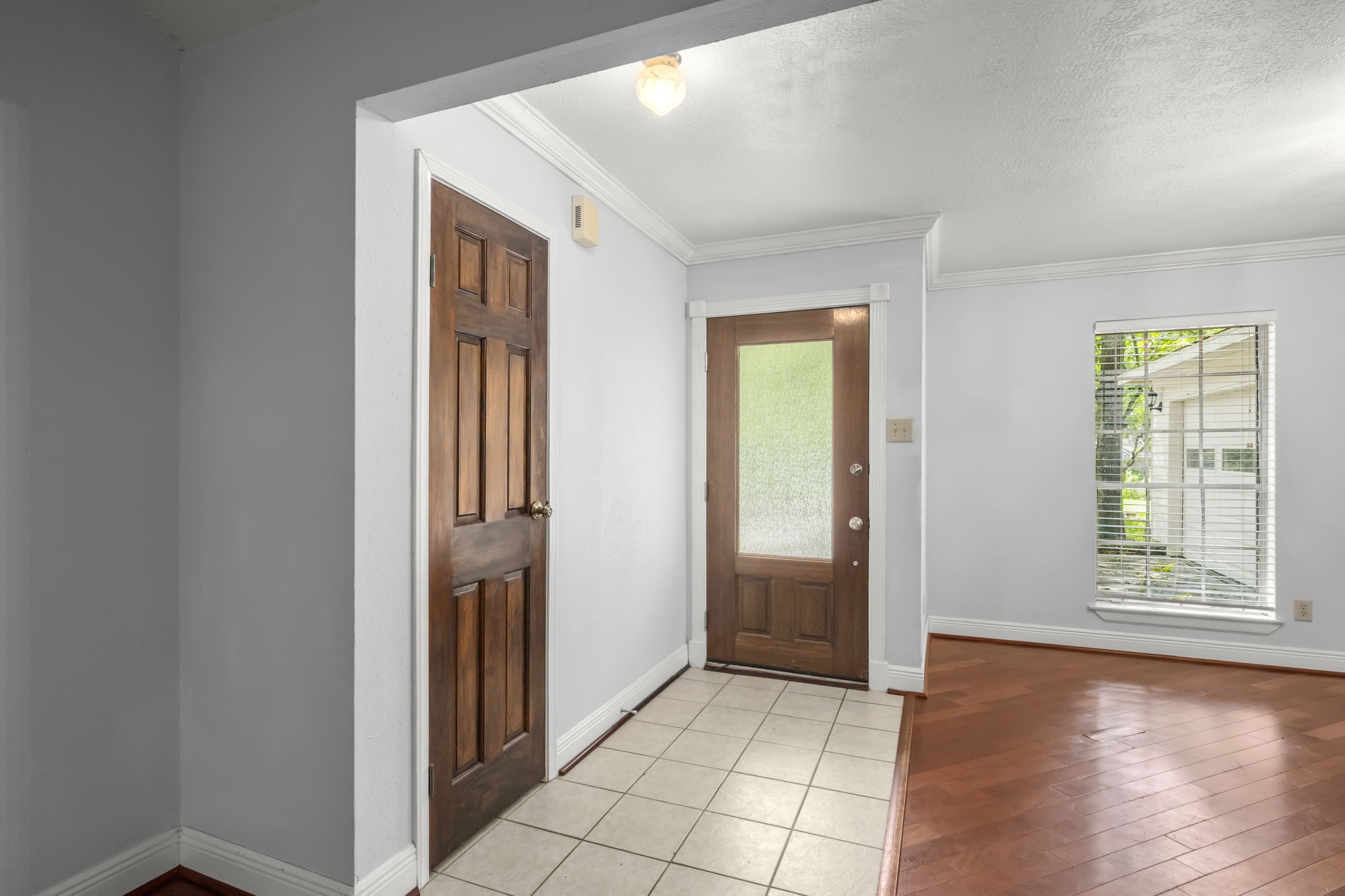 80 W Timberspire Court Property Photo 3