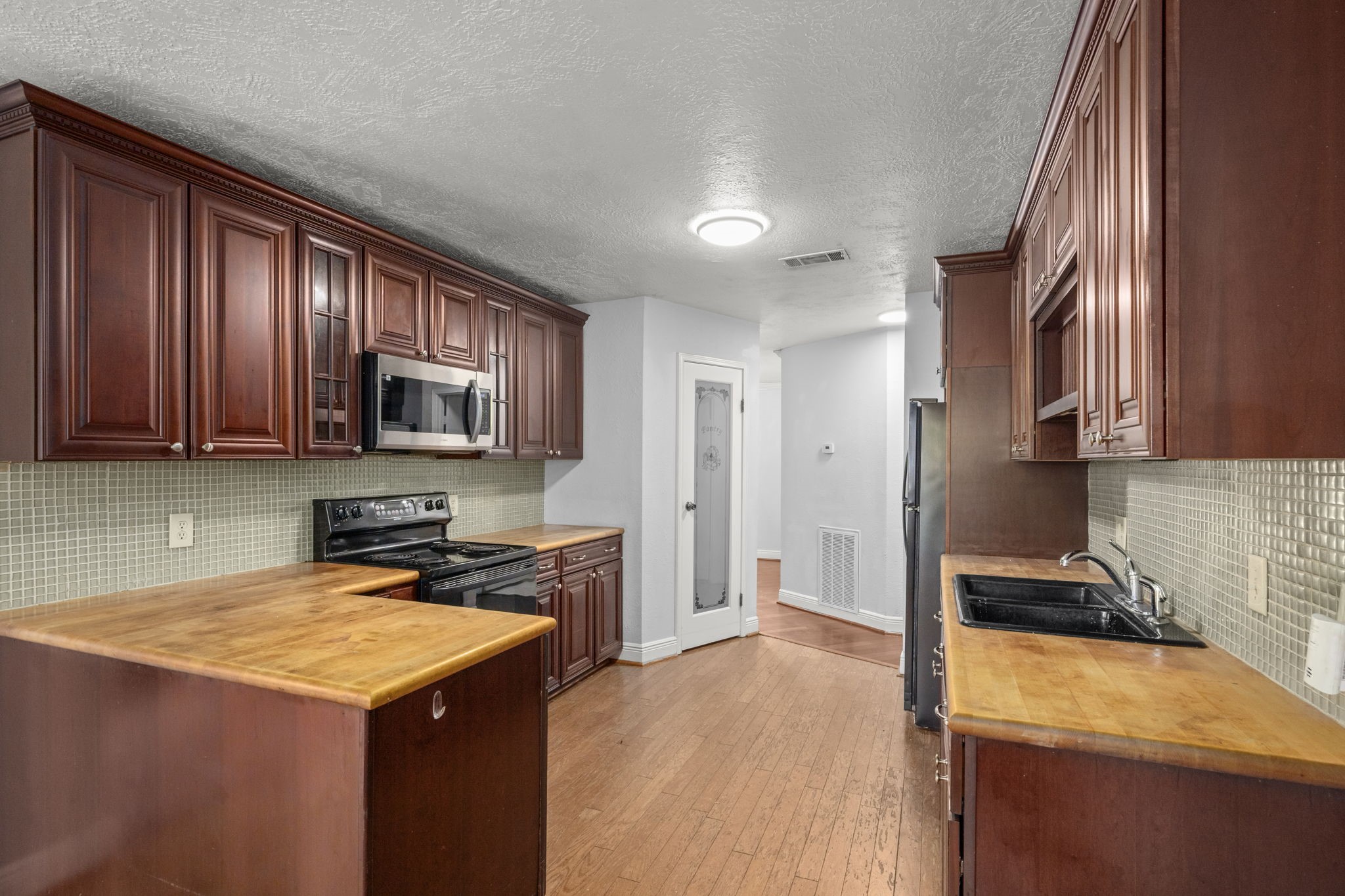 80 W Timberspire Court Property Photo 9