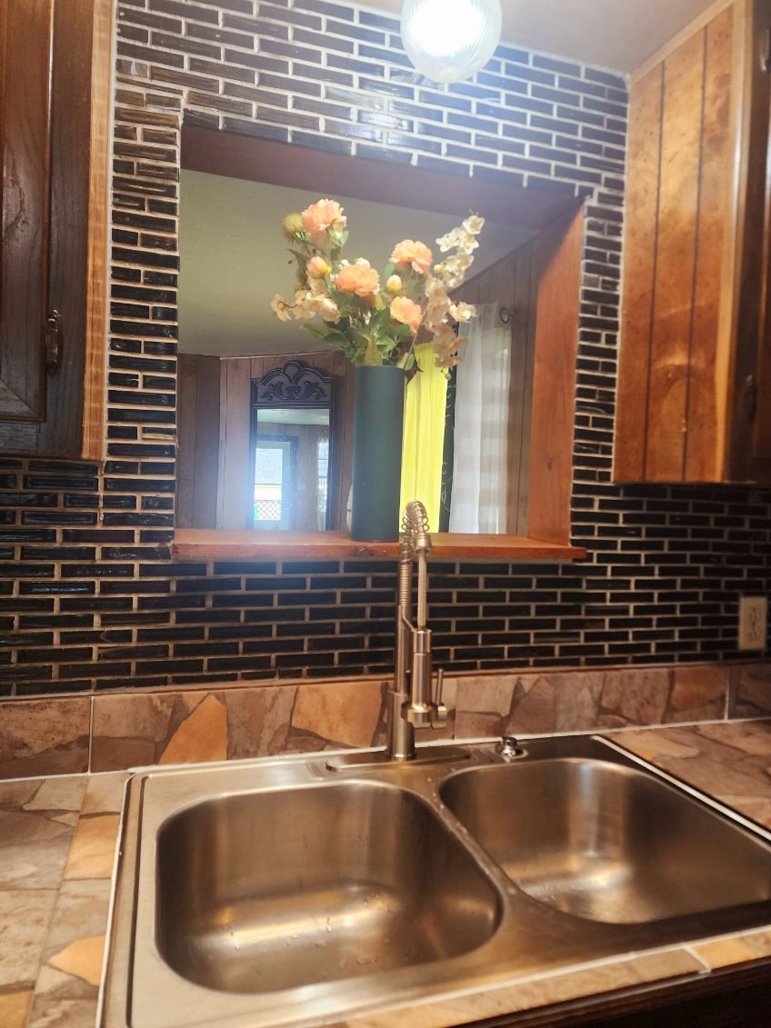 465 Pecan Property Photo 13