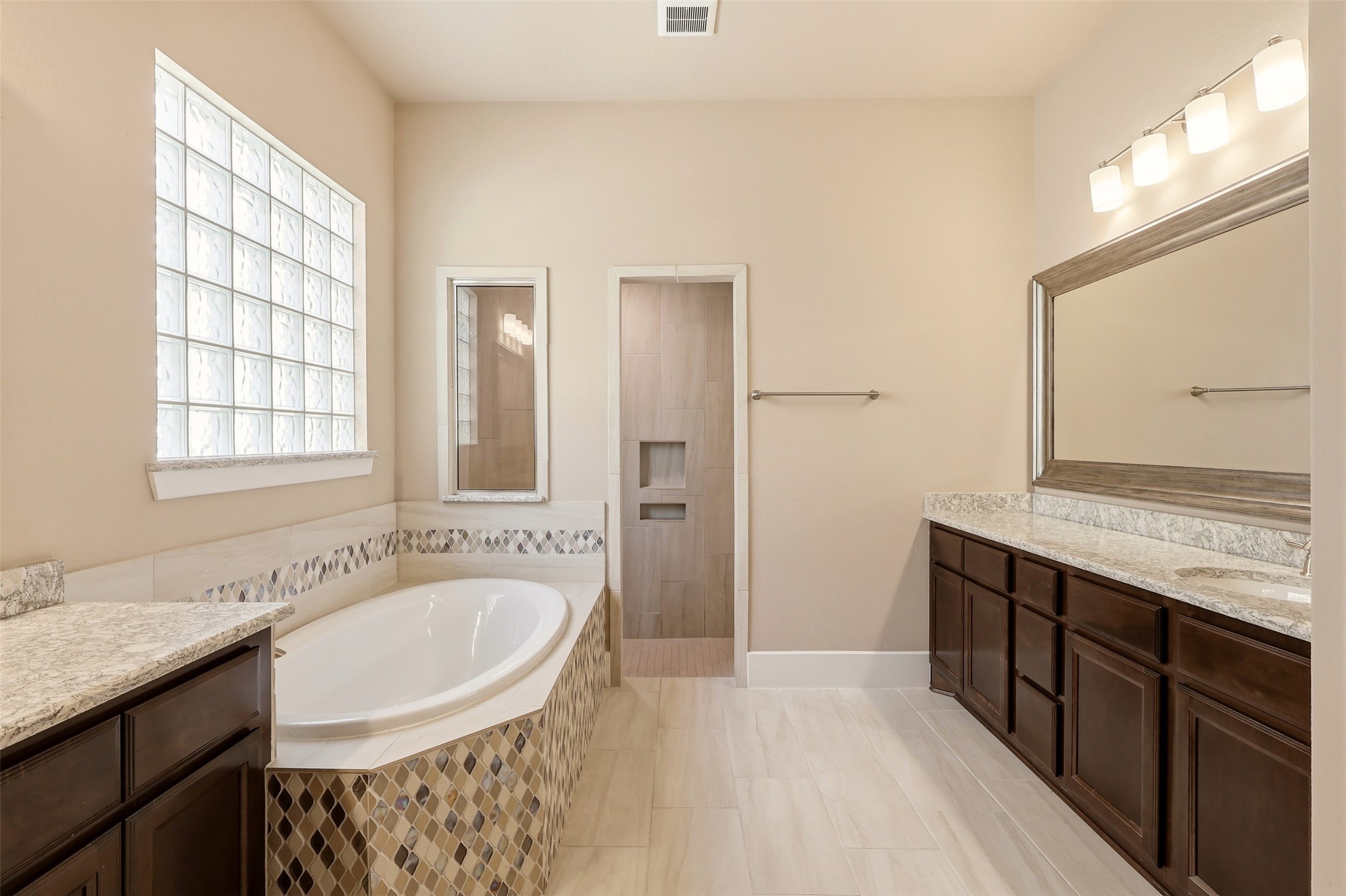5107 Galahad Court Property Photo 15
