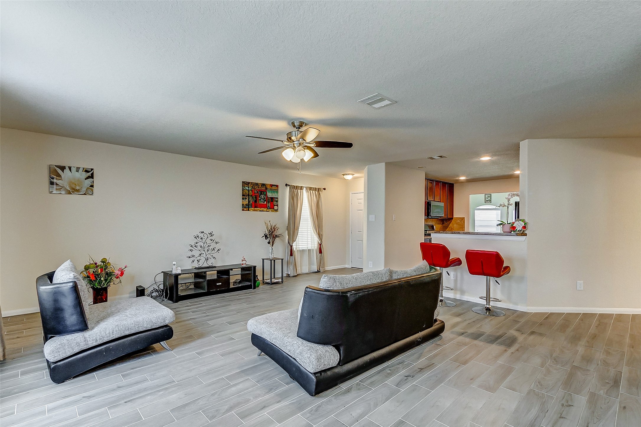 21219 Fox Hillside Way Property Photo 9