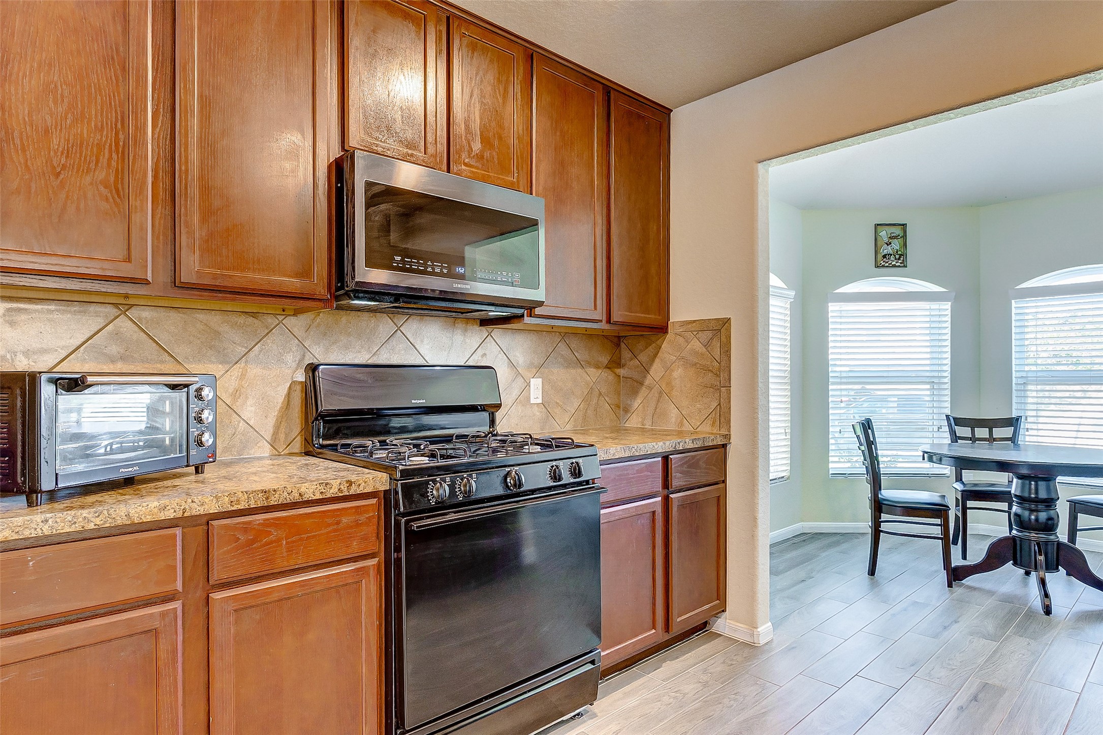21219 Fox Hillside Way Property Photo 13