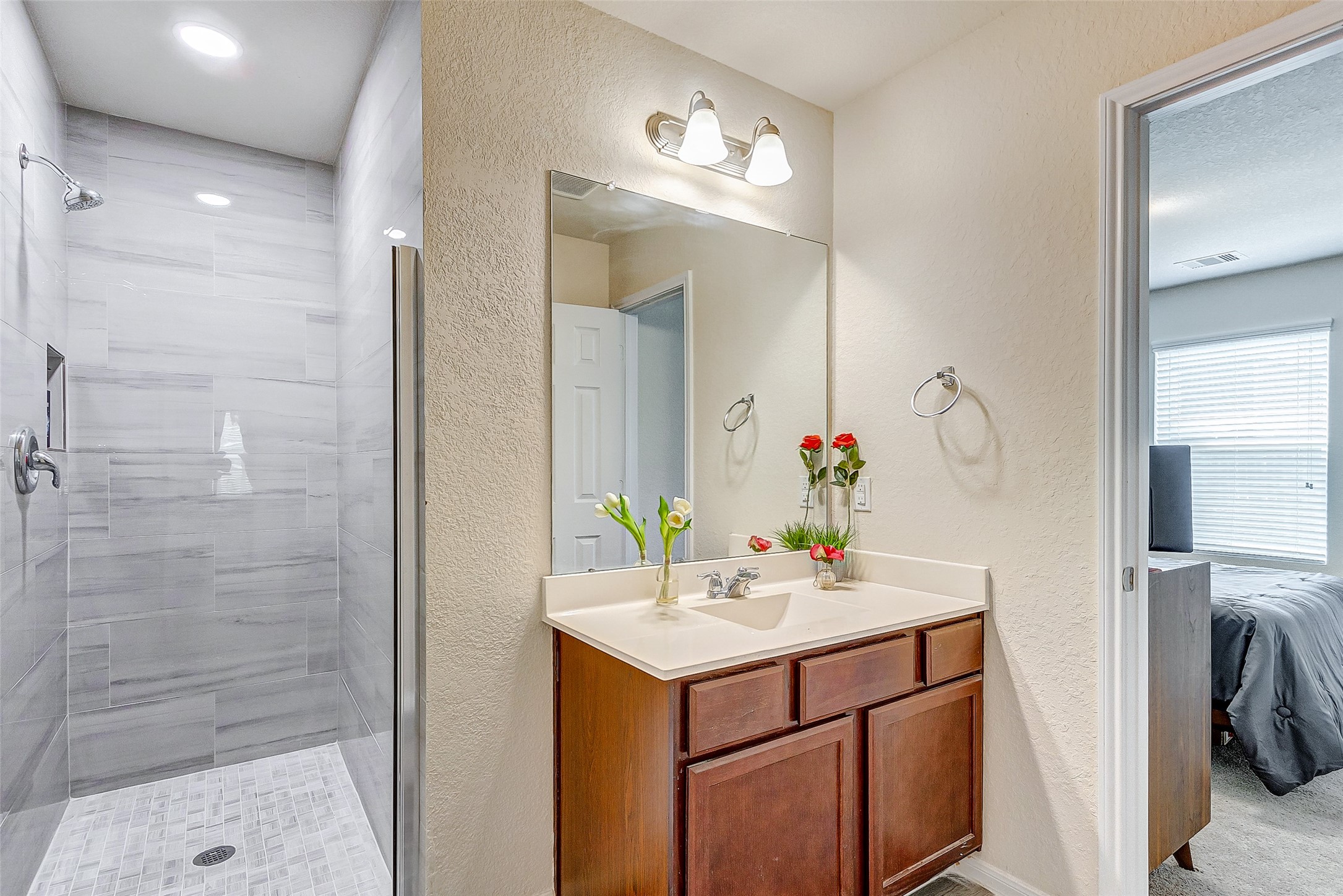 21219 Fox Hillside Way Property Photo 18