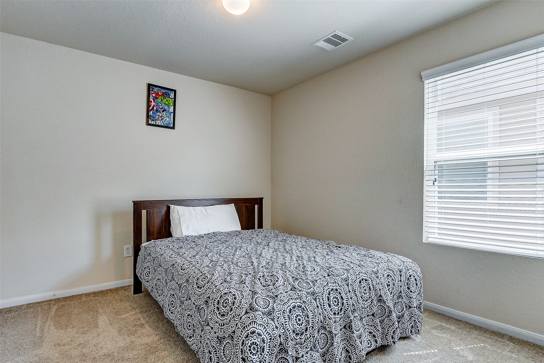 21219 Fox Hillside Way Property Photo 32