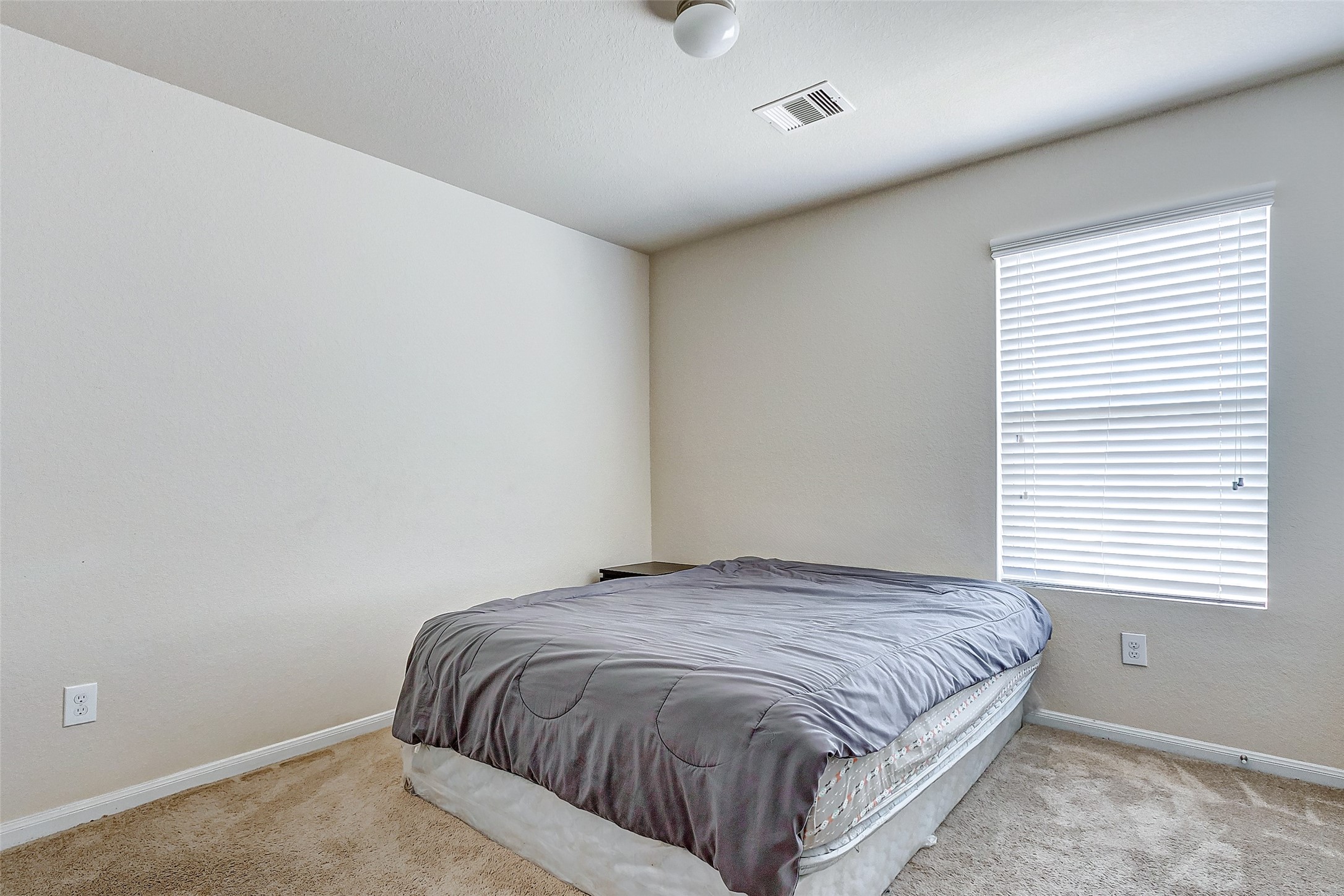 21219 Fox Hillside Way Property Photo 36