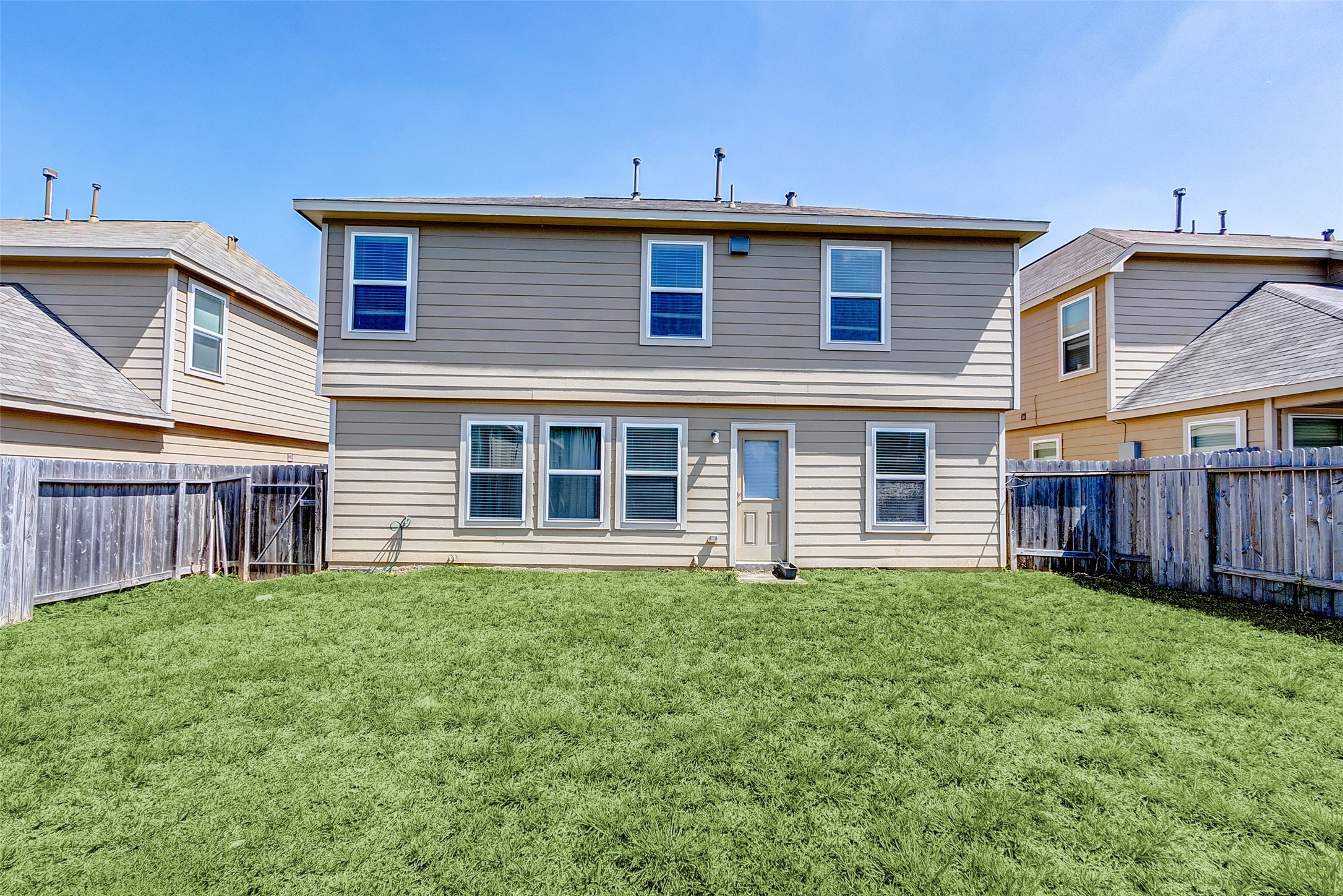 21219 Fox Hillside Way Property Photo 40