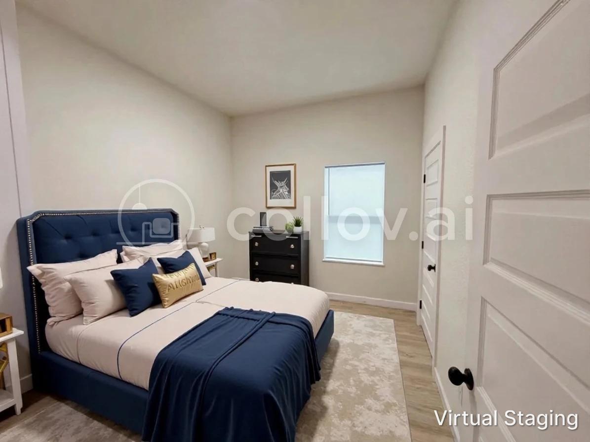 326 Clearwater Street C Property Photo 7