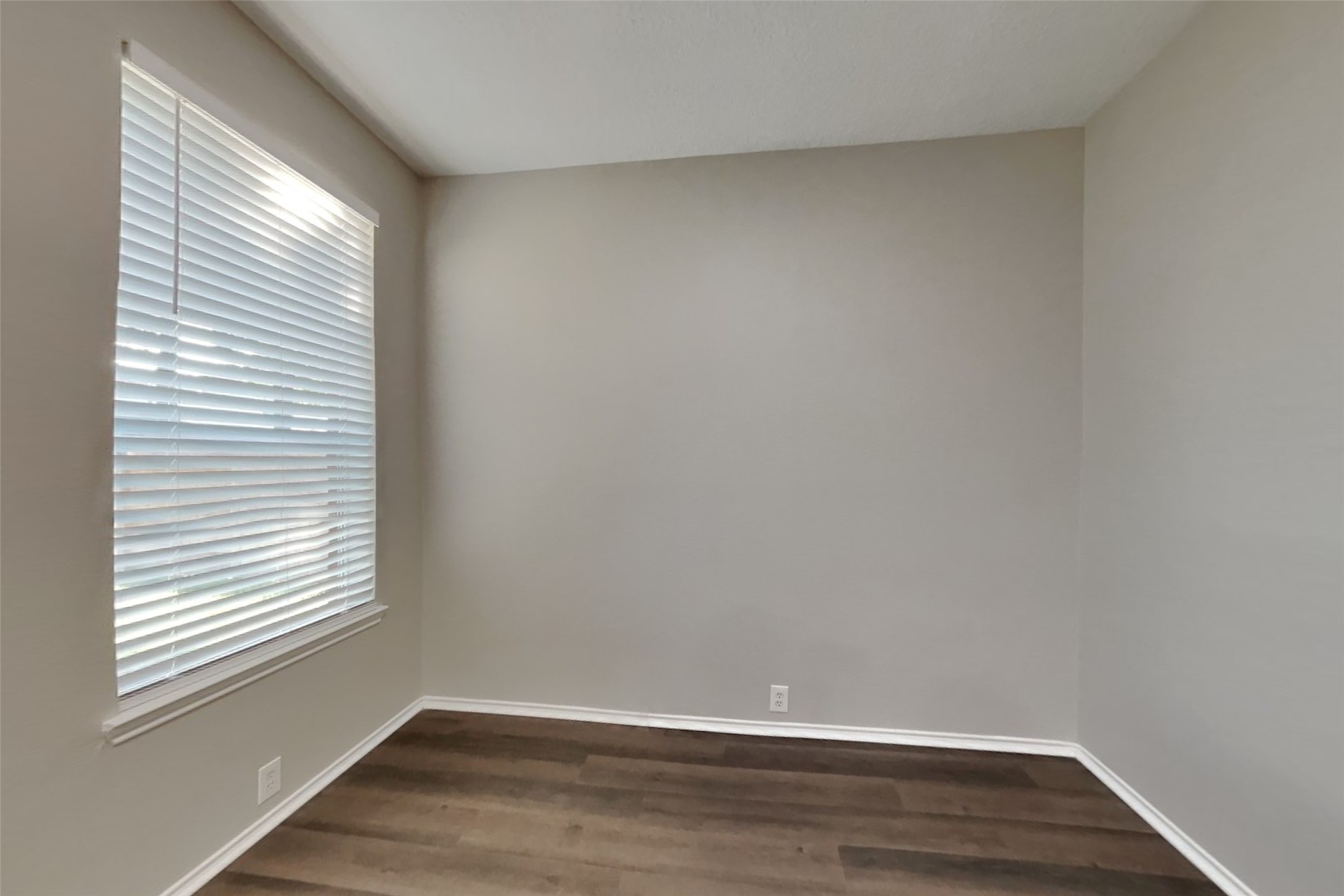 18802 Atascocita Forest Drive Property Photo 6