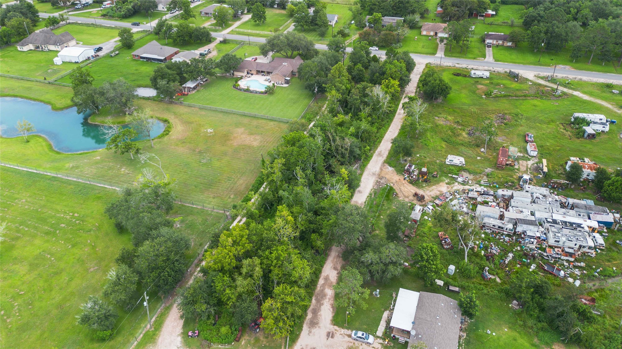 15601 Fir Road Property Photo 7