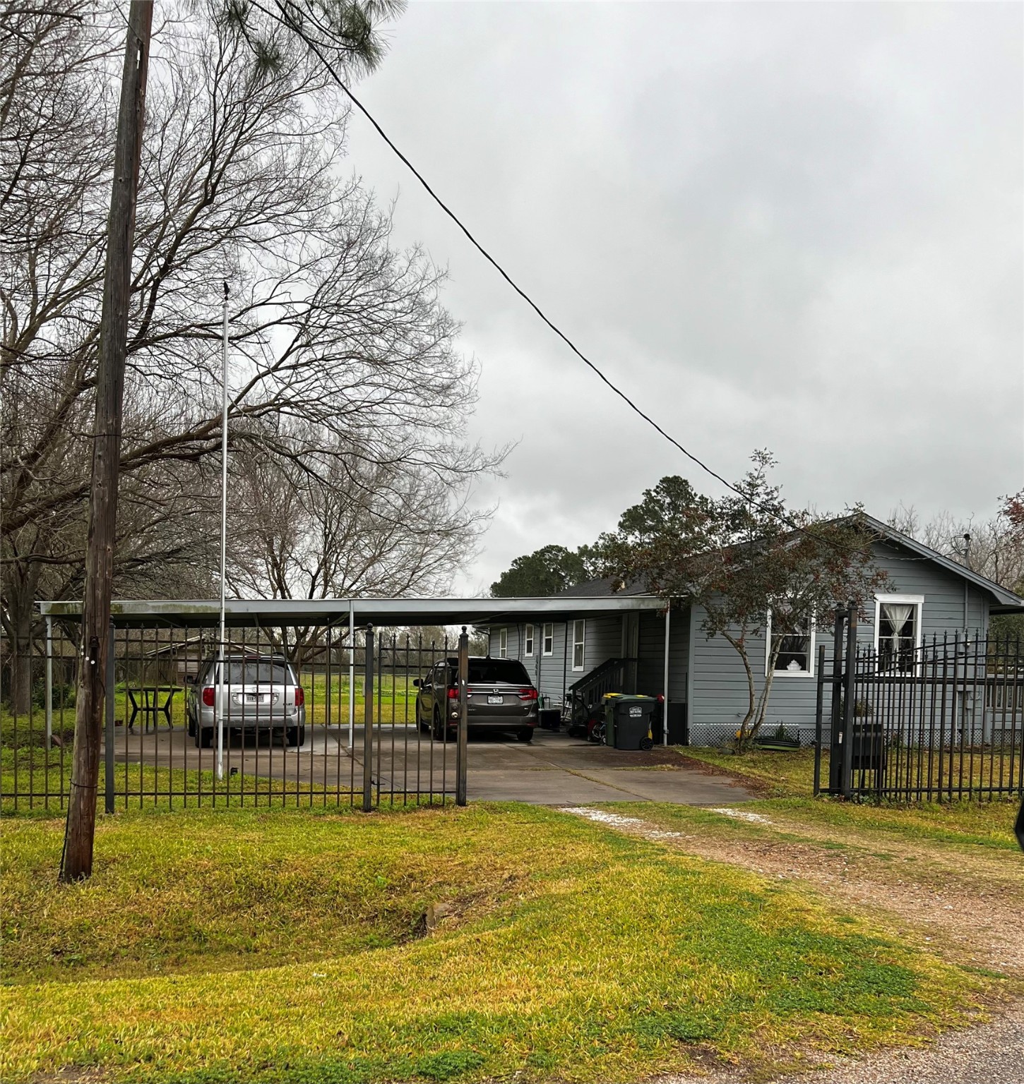 633 Hillhouse Rd Property Photo