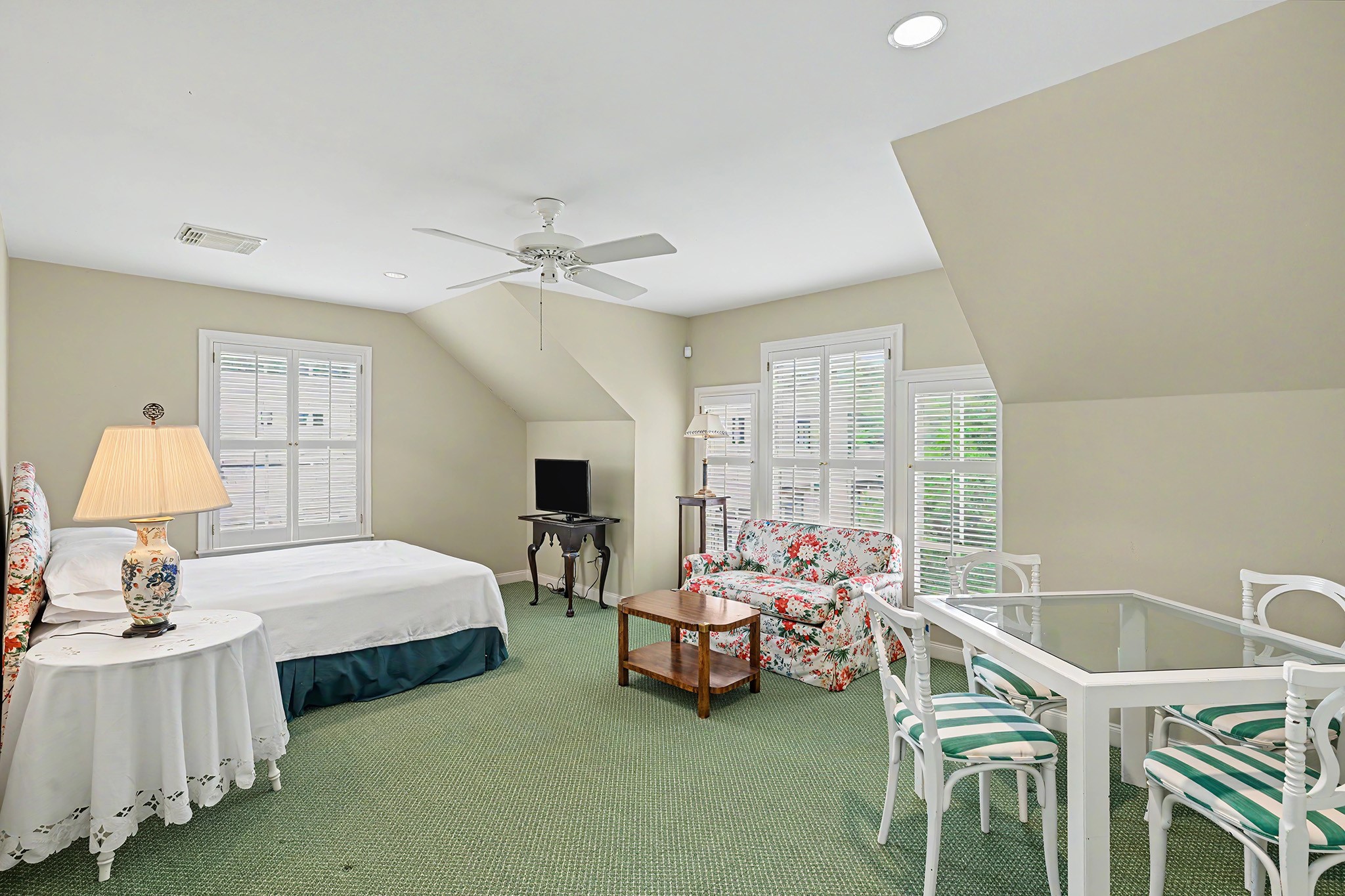 6019 Stones Throw Road Property Photo 32