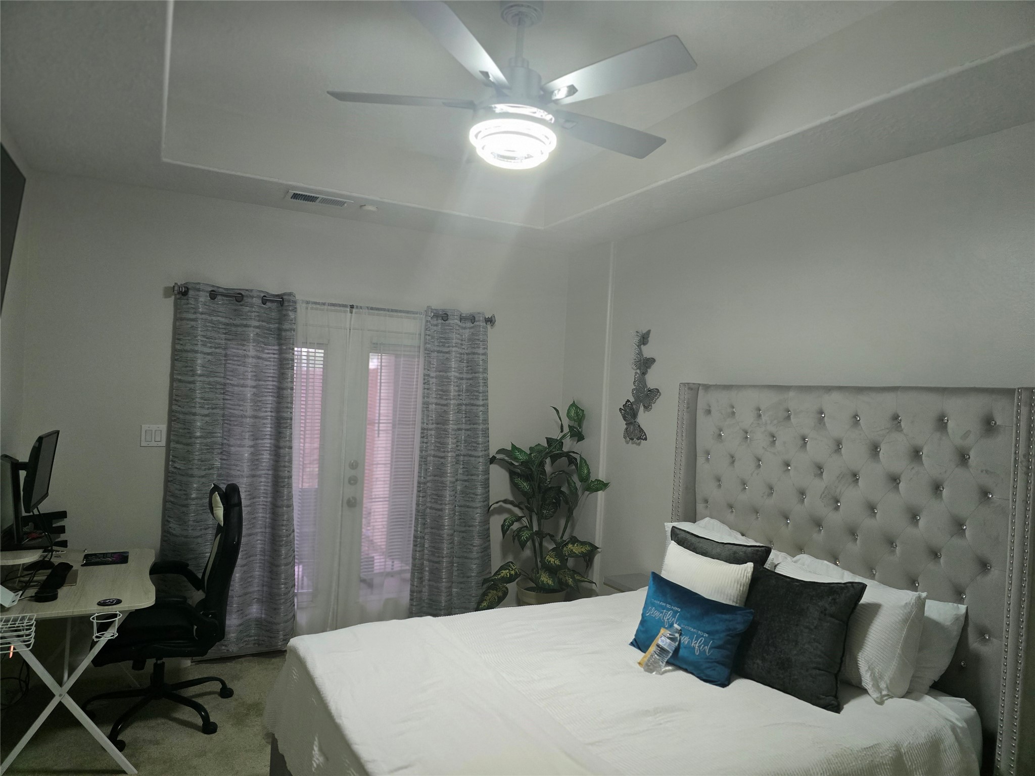 5119 Oasis Park Property Photo 9
