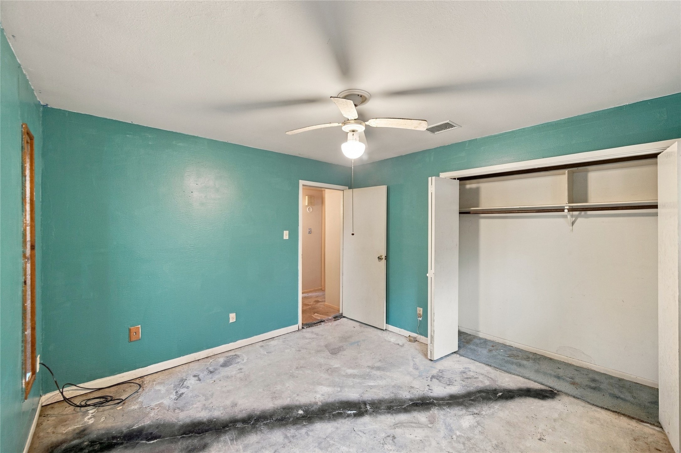 606 Meadow Knoll Drive Property Photo 5
