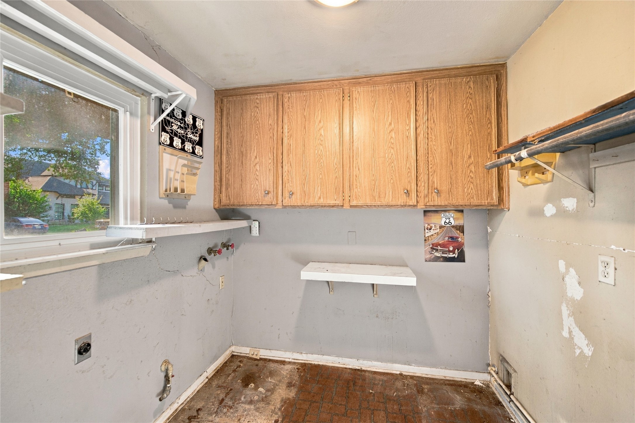 606 Meadow Knoll Drive Property Photo 10