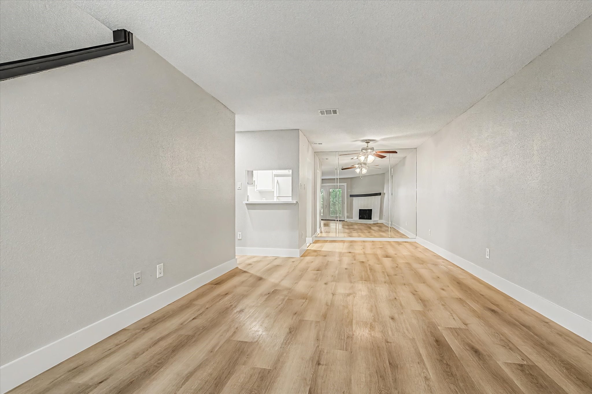 9552 Windswept Lane 9552 Property Photo 6