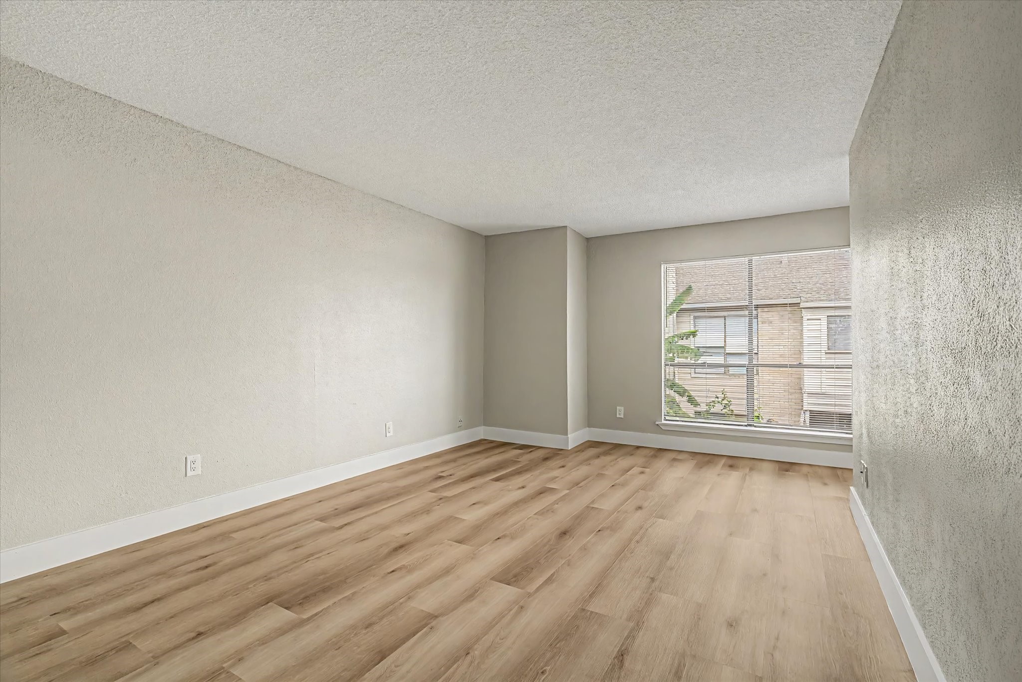 9552 Windswept Lane 9552 Property Photo 22
