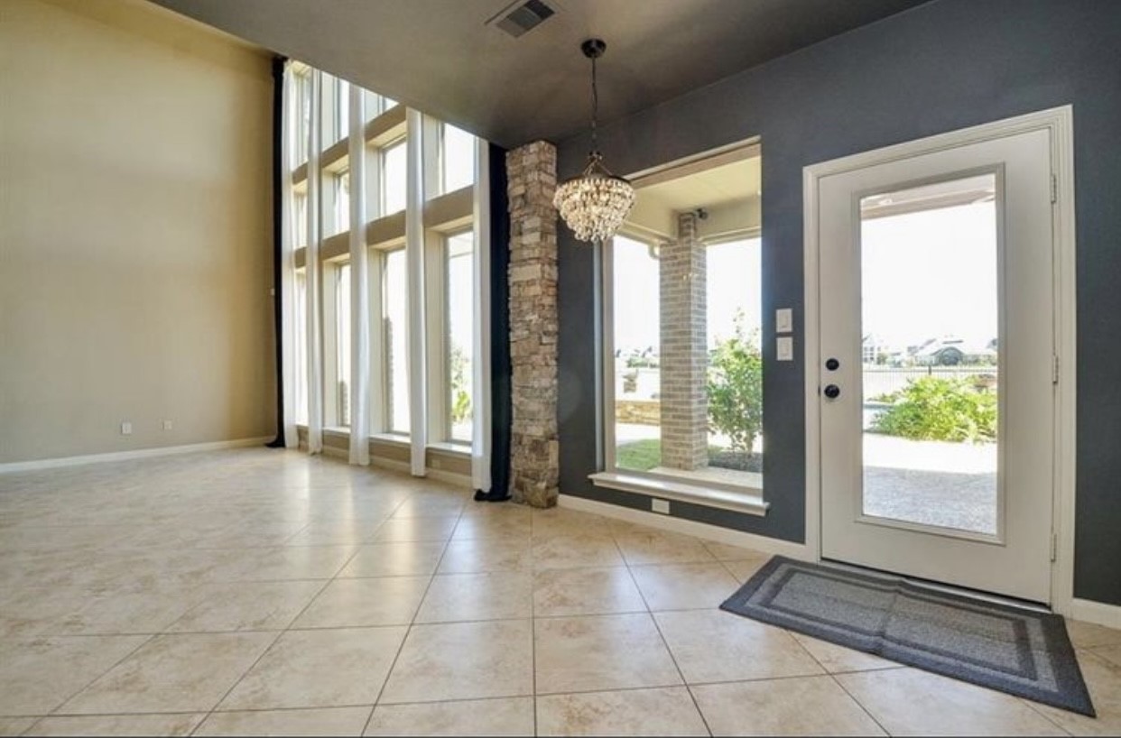 2703 Bonnie Bray Dr Drive Property Photo 8