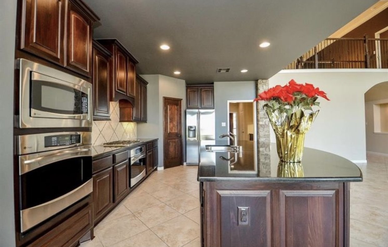 2703 Bonnie Bray Dr Drive Property Photo 10
