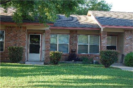 100 Windwood Drive Property Photo 4