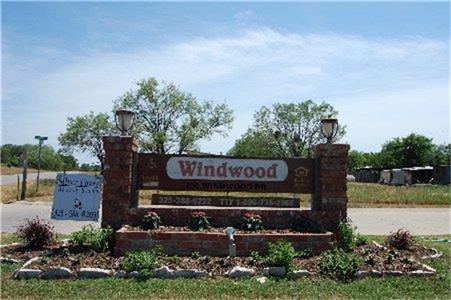 100 Windwood Drive Property Photo 7