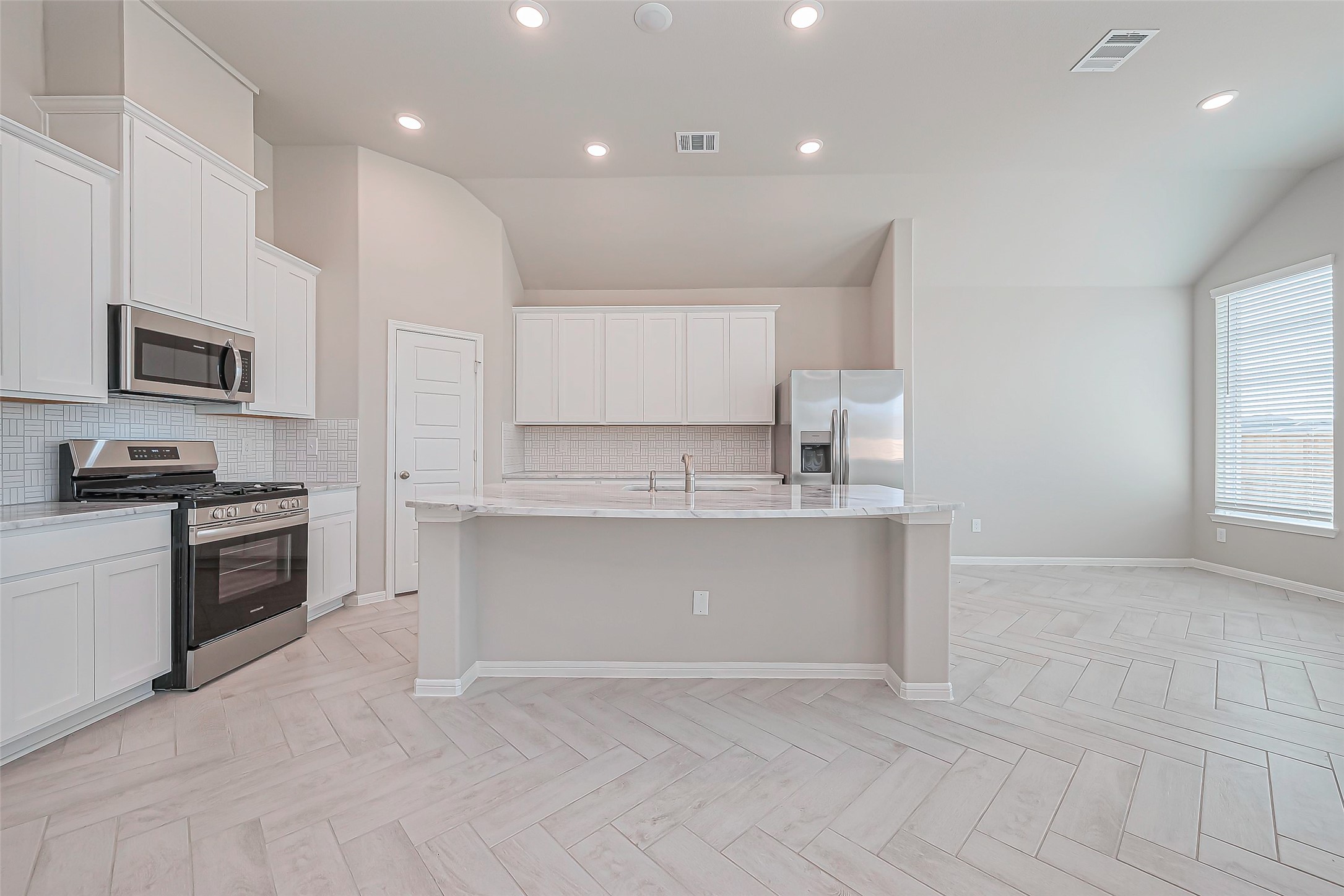 1322 Austin Colony Drive Property Photo 14