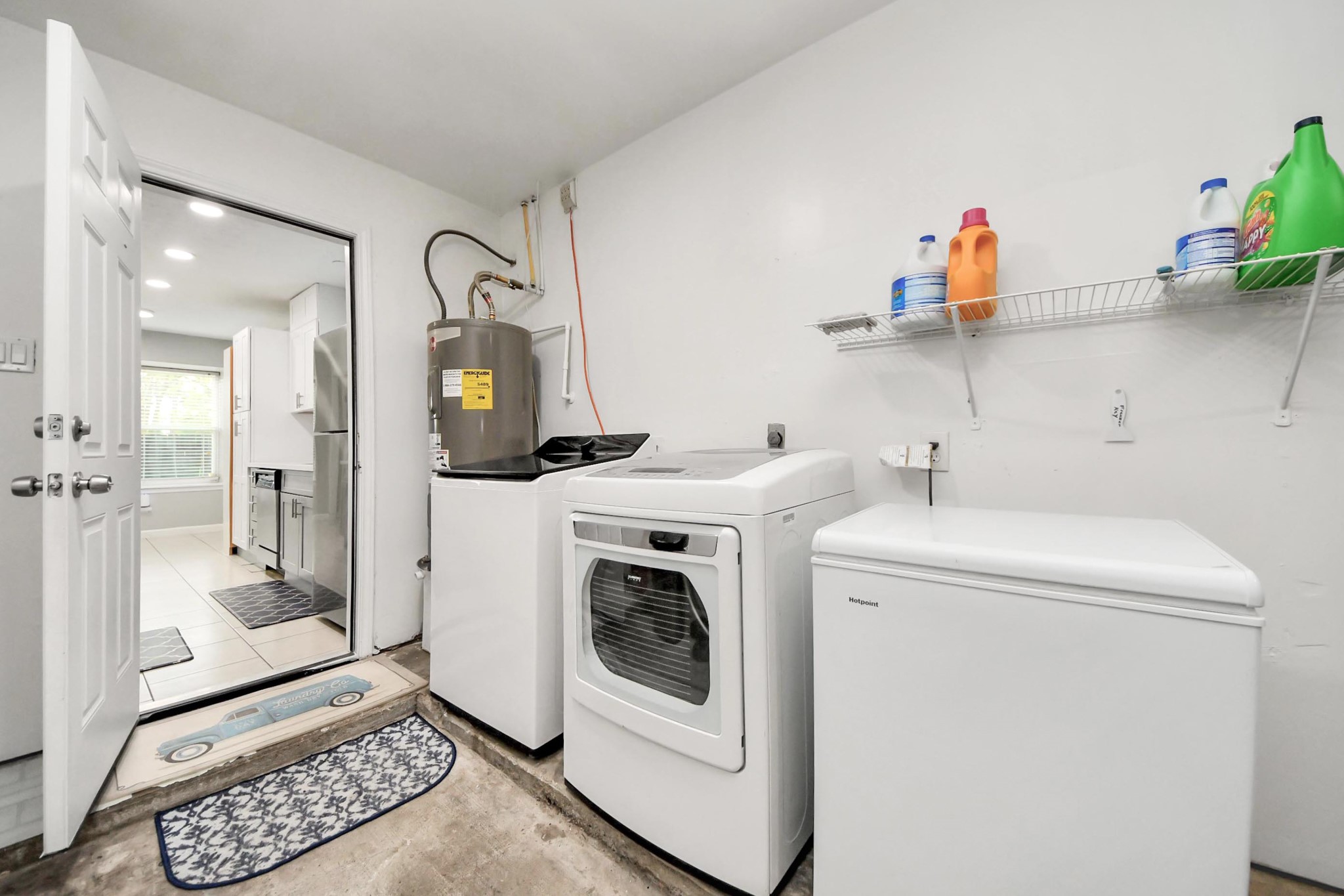 10203 Hollow Canyon Drive Property Photo 8