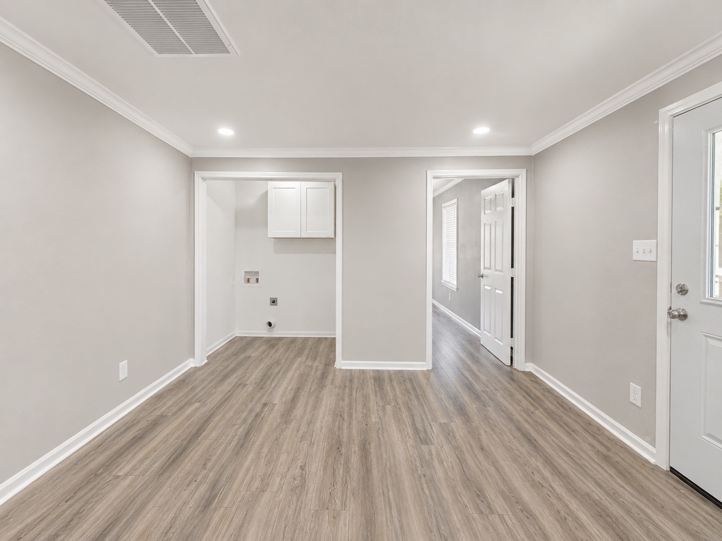 705 Collins Street Property Photo 7