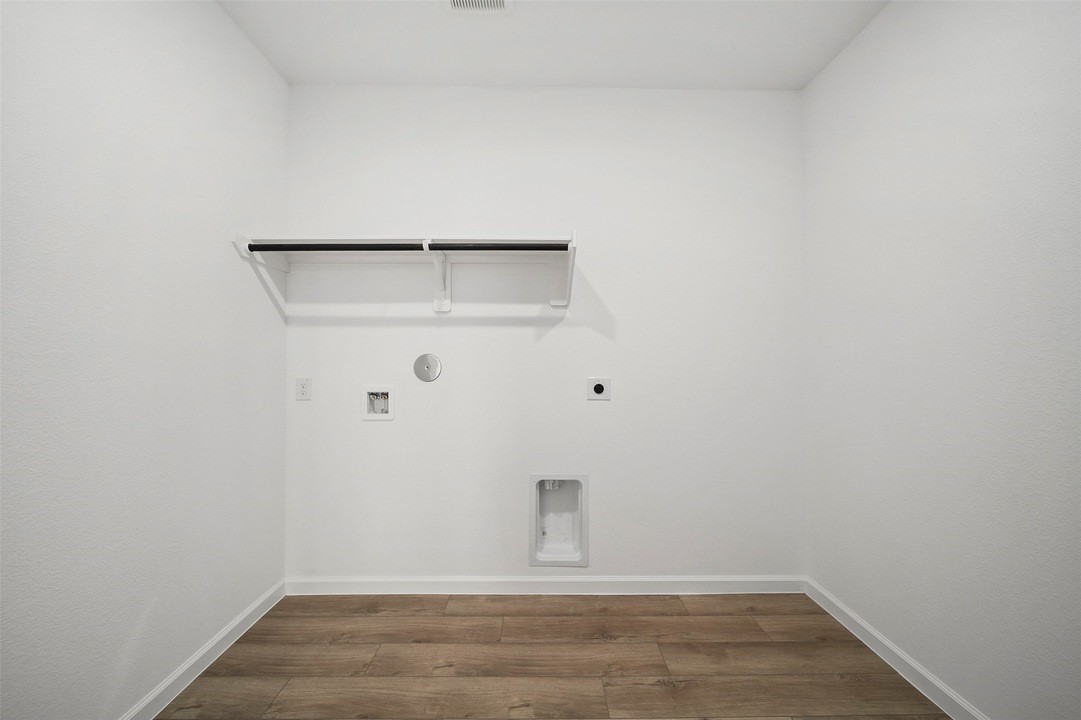 2515 Olivine Stone Drive Property Photo 26