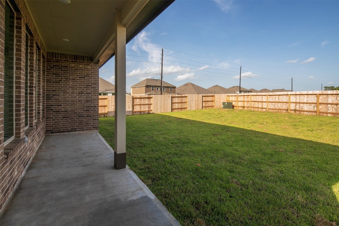 2515 Olivine Stone Drive Property Photo 28