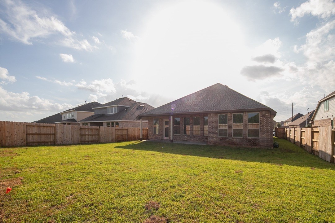 2515 Olivine Stone Drive Property Photo 29