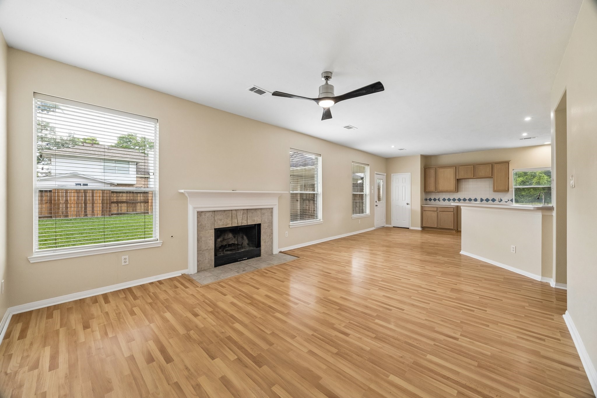 18502 Mill Path Court Property Photo 13