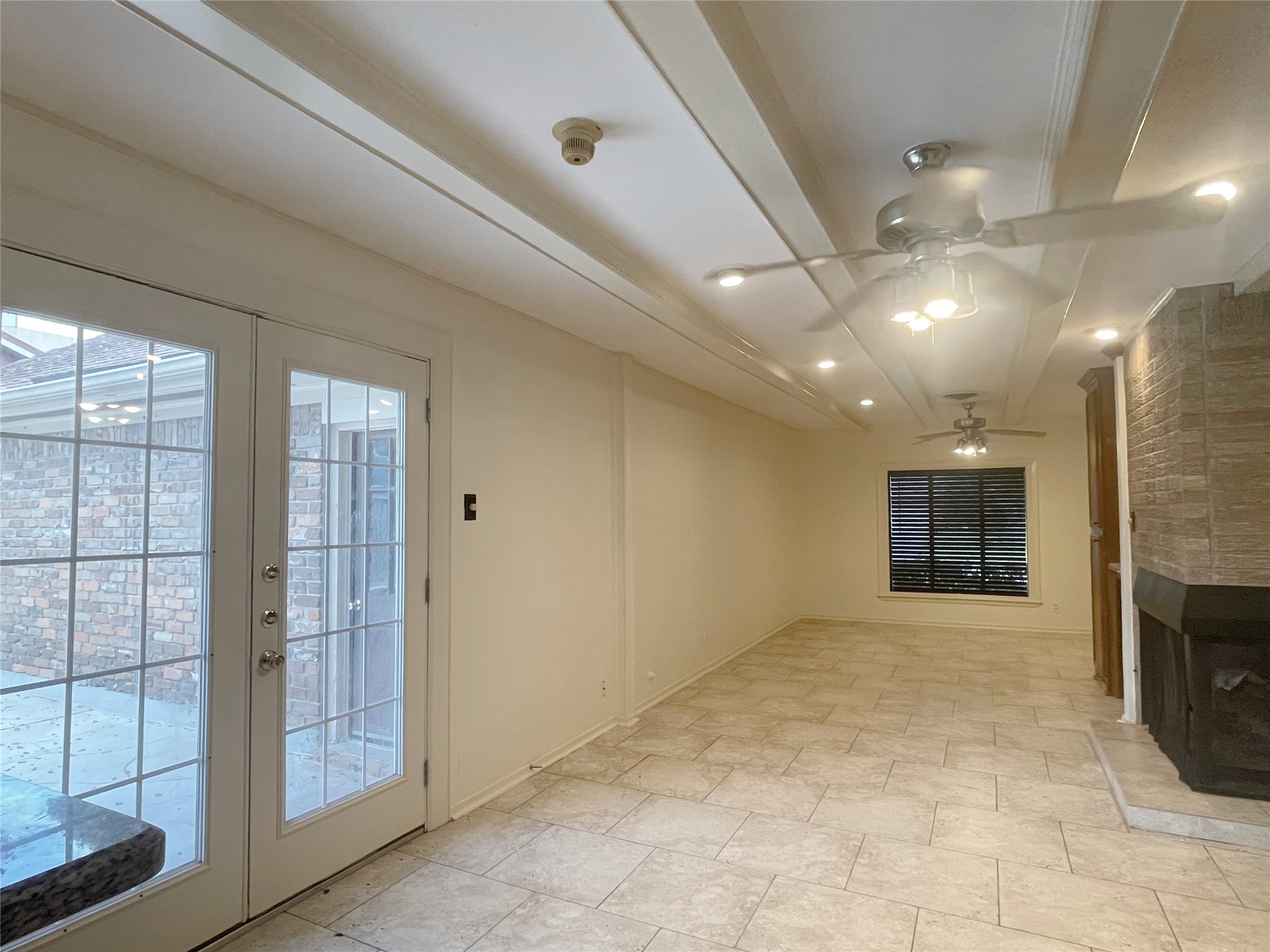 9655 Meadowcroft Drive Property Photo 3