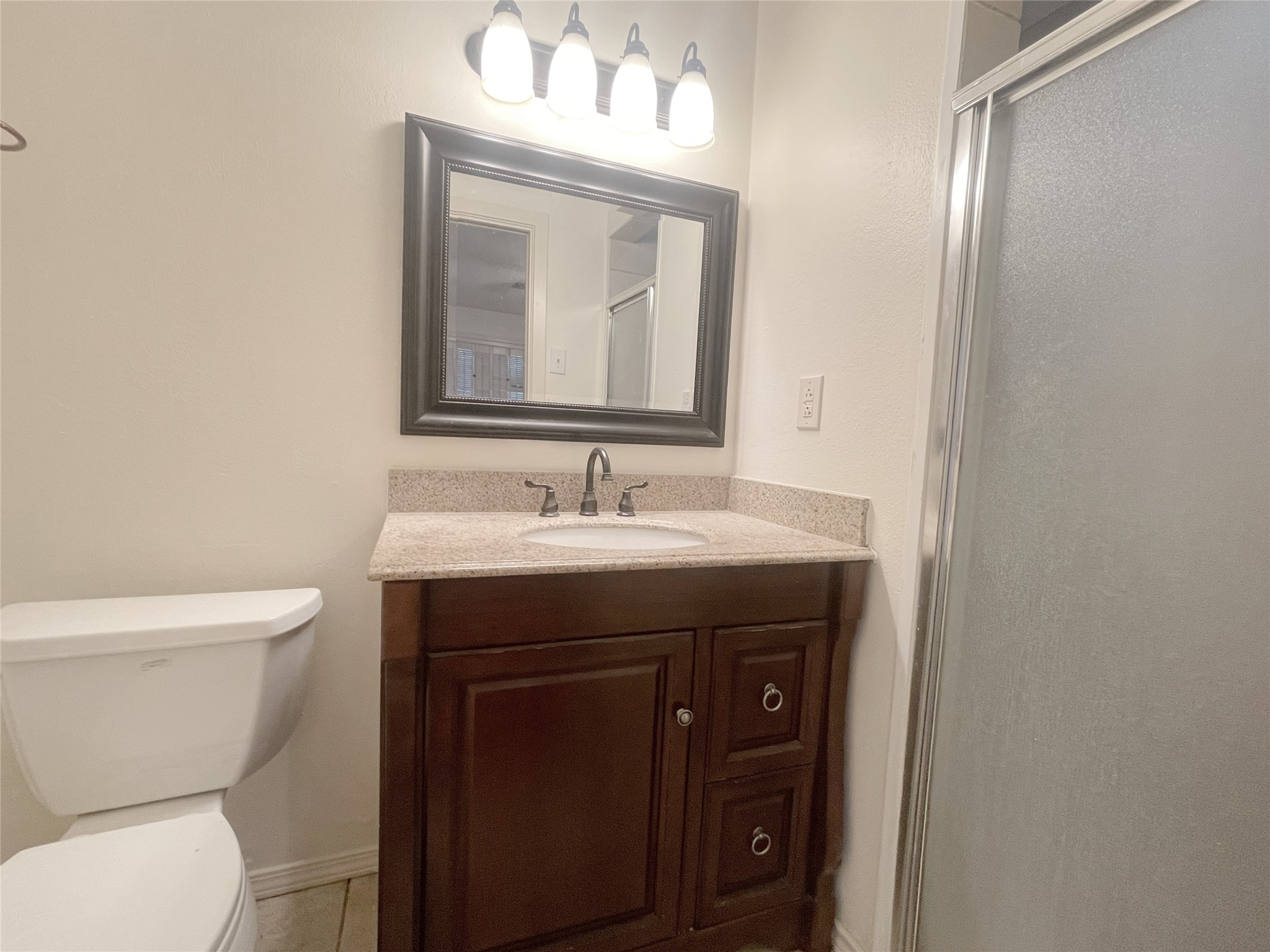 9655 Meadowcroft Drive Property Photo 8