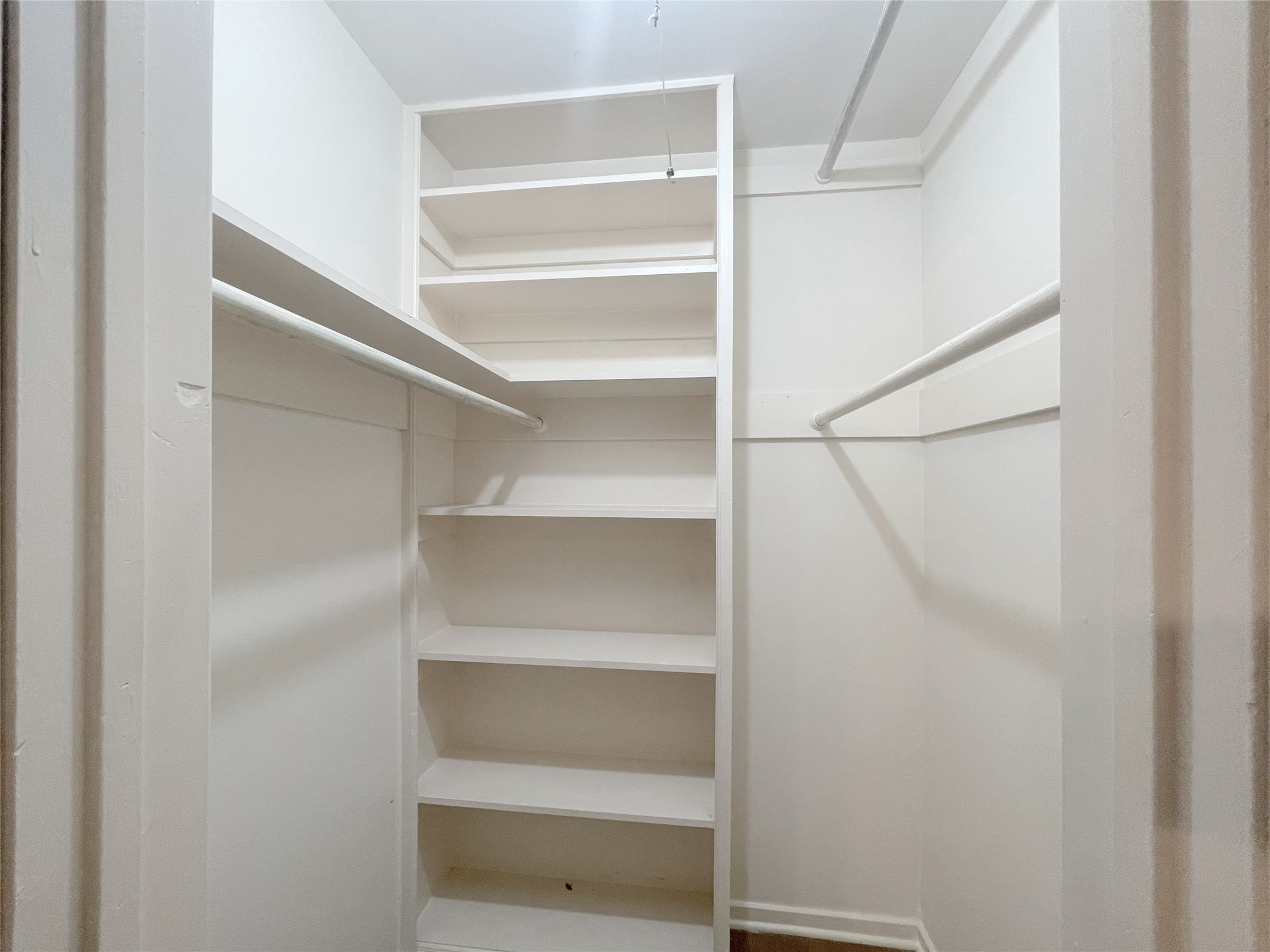 9655 Meadowcroft Drive Property Photo 11