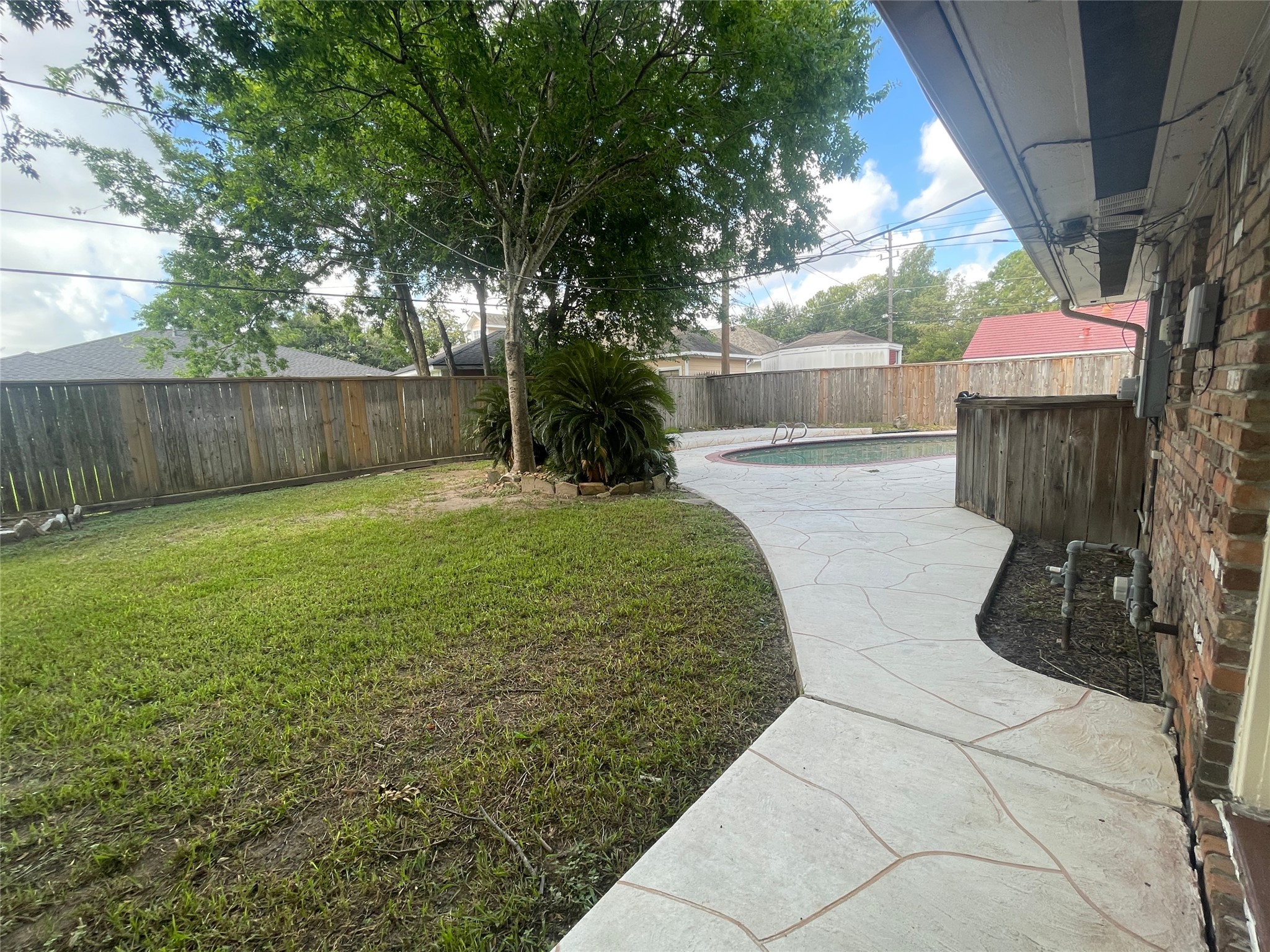 9655 Meadowcroft Drive Property Photo 15