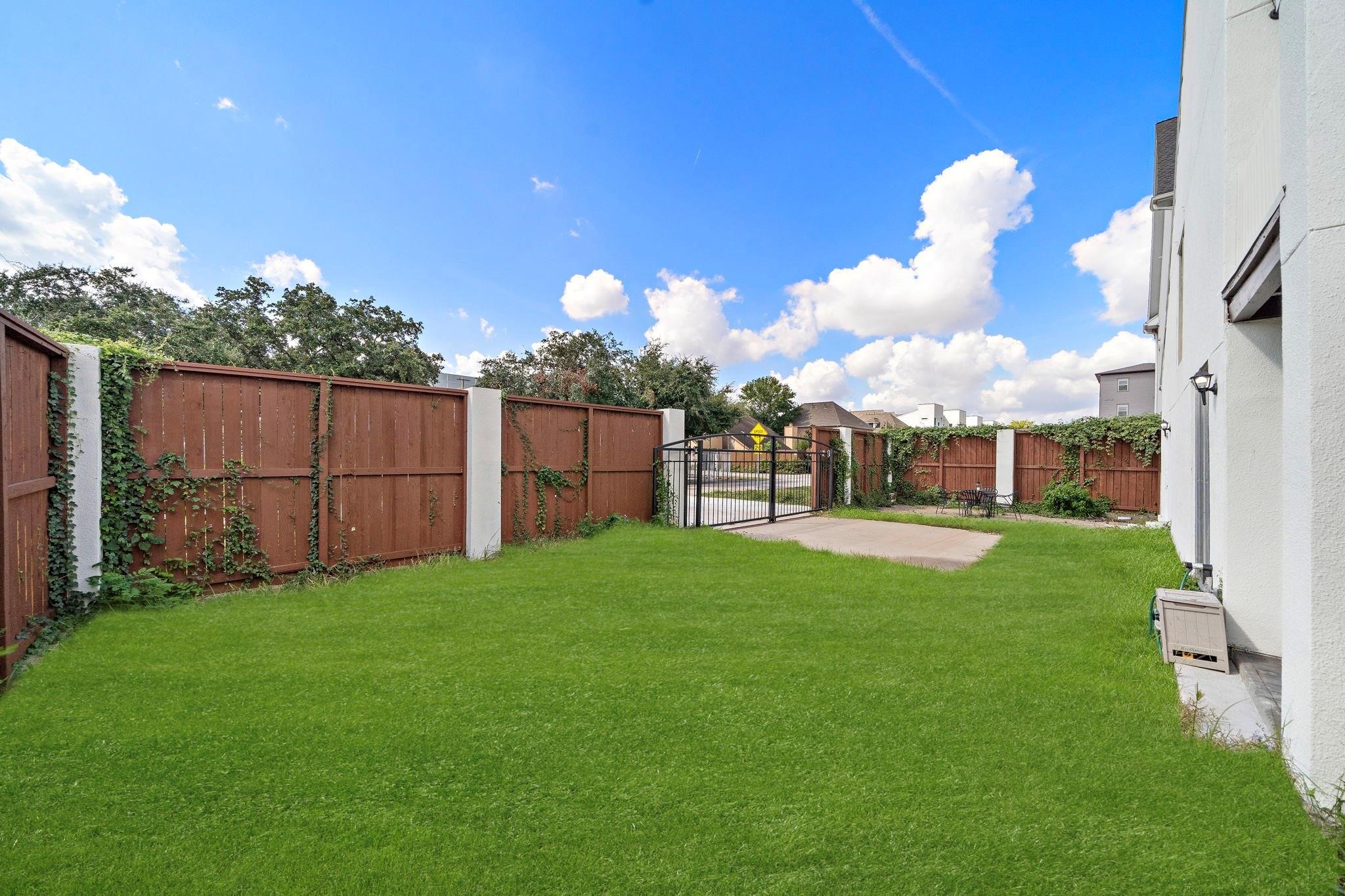 2922 Bering Drive Property Photo 13