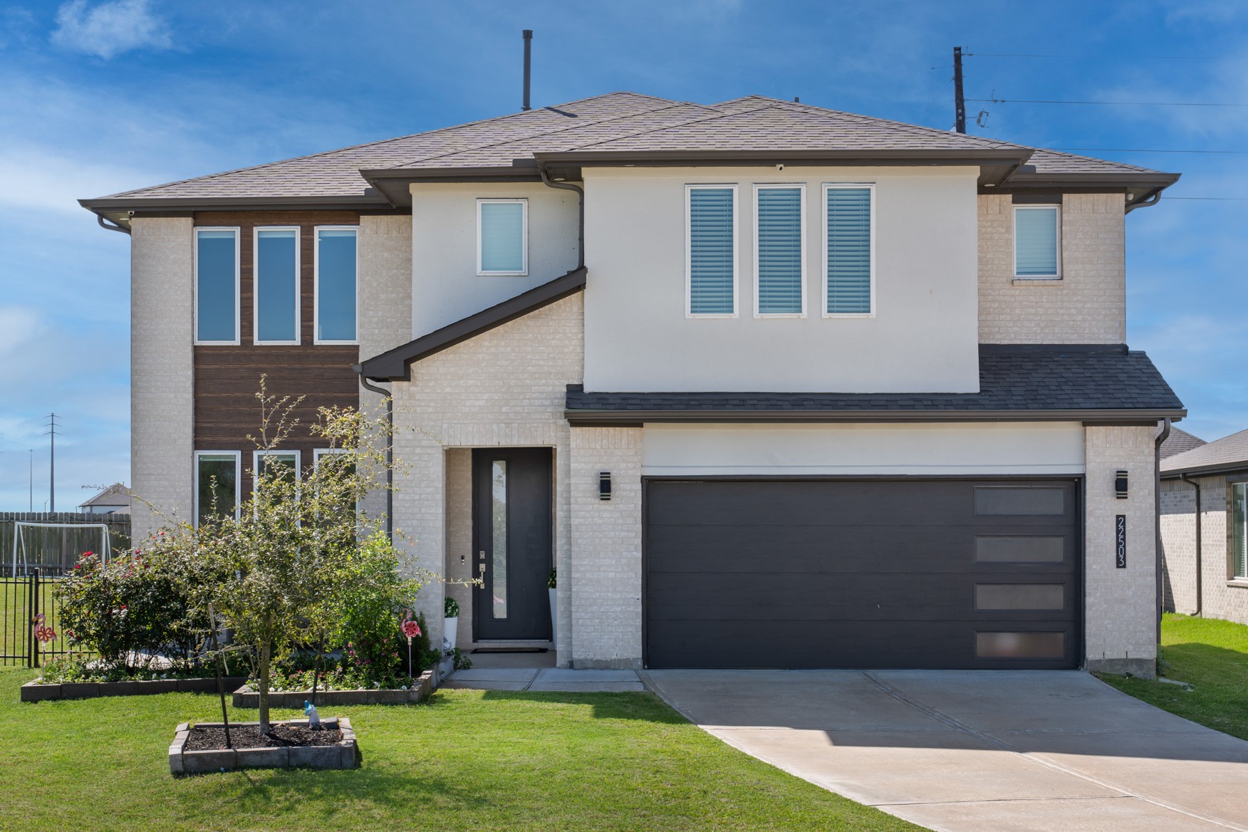 22503 Modica Rift Lane Property Photo 48