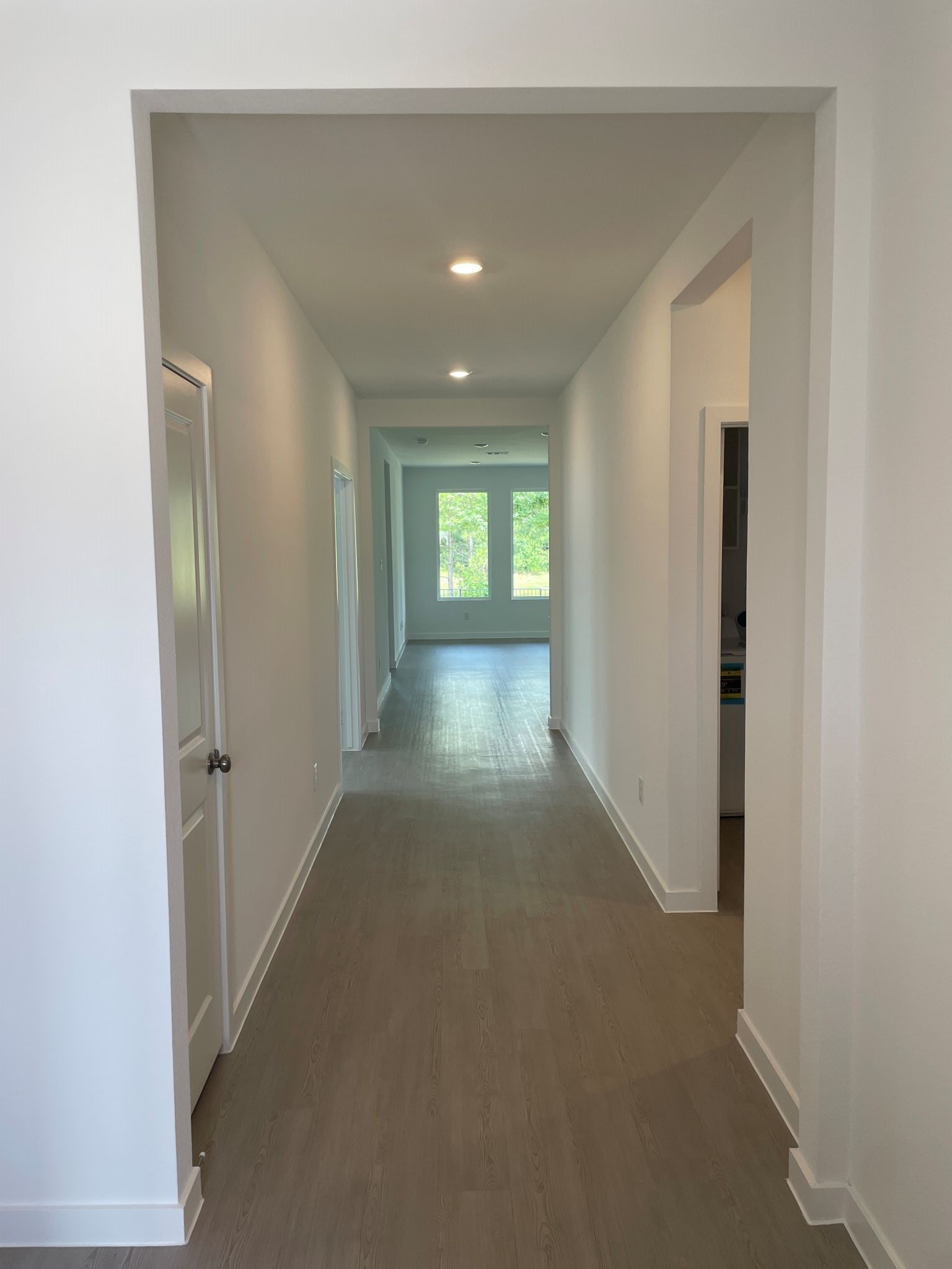545 Shoreview Drive Property Photo 5