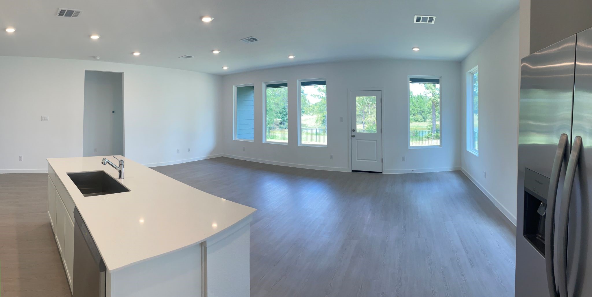 545 Shoreview Drive Property Photo 9