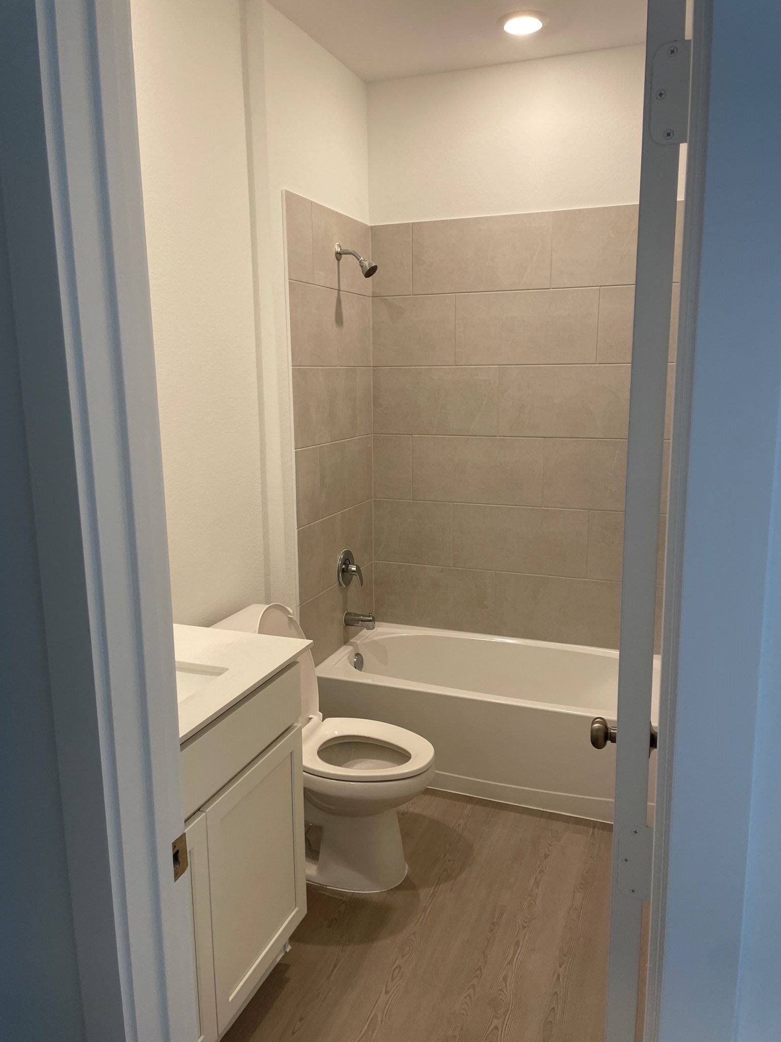 545 Shoreview Drive Property Photo 16